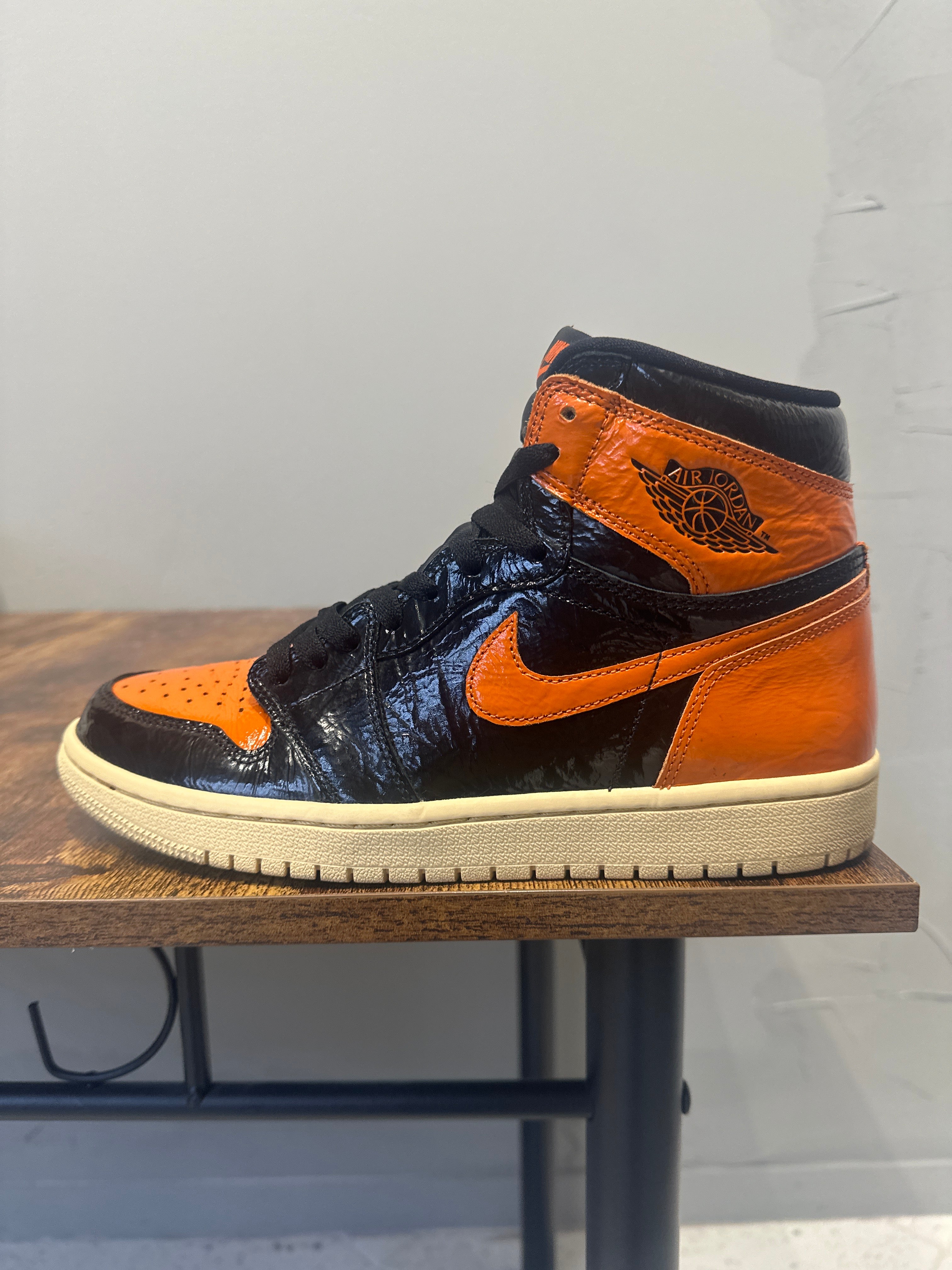 Air Jordan 1 High "Shattered Backboard 3.0" (Pre-Owned)