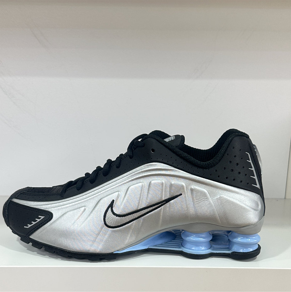 Nike Shox R4 Metallic Silver Black Psychic Blue