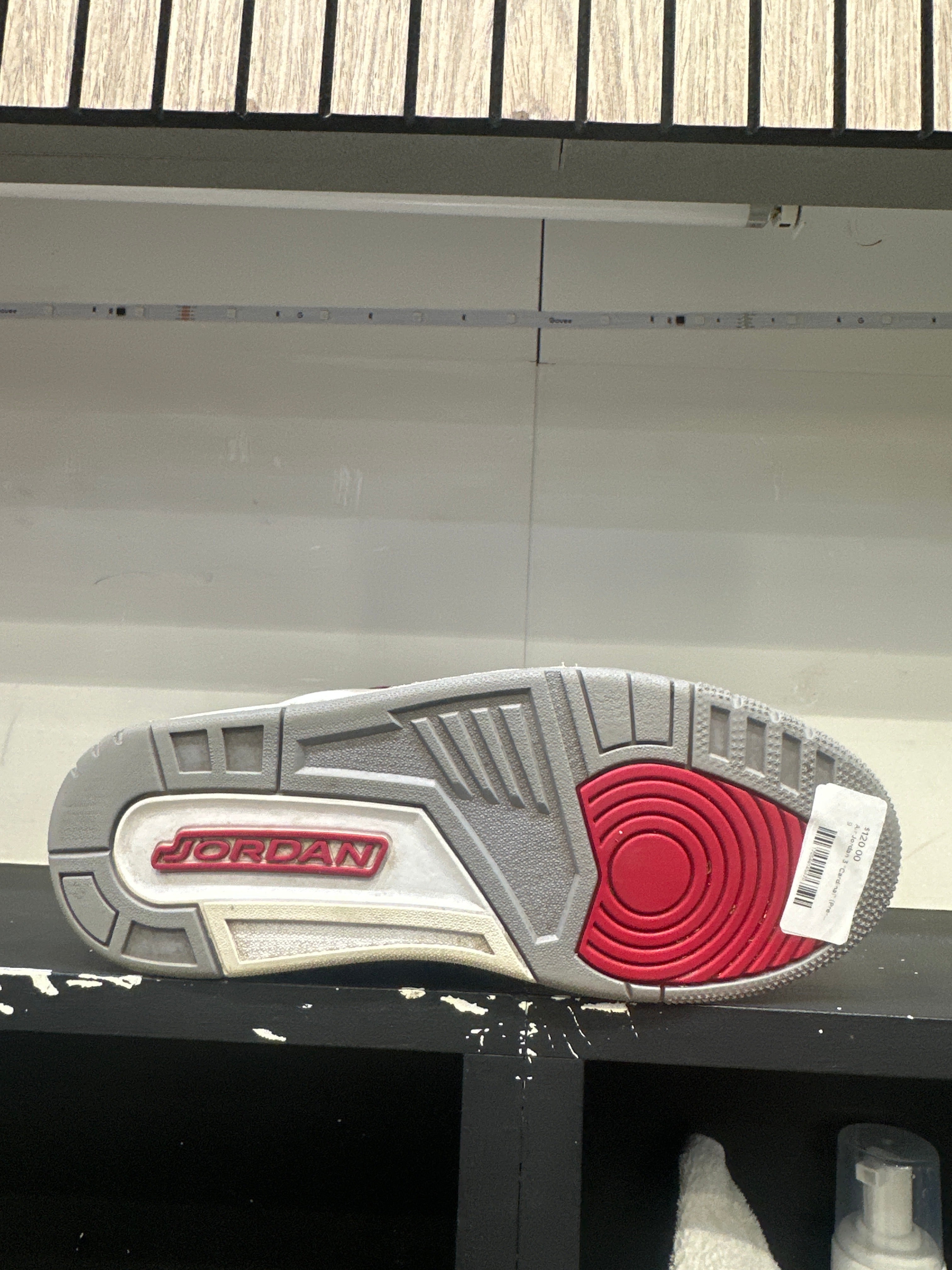 Air Jordan 3 "Cardinal" (Pre-Owned)