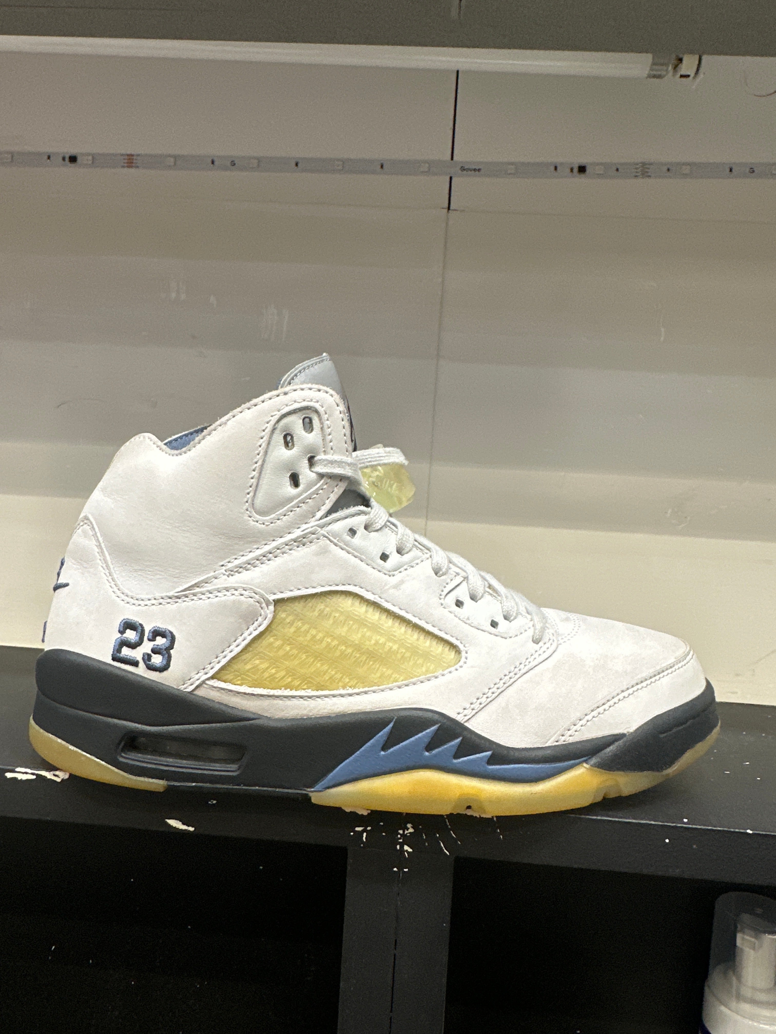Air Jordan 5 x A Ma Maniére "Dawn" (W) (Pre-Owned)