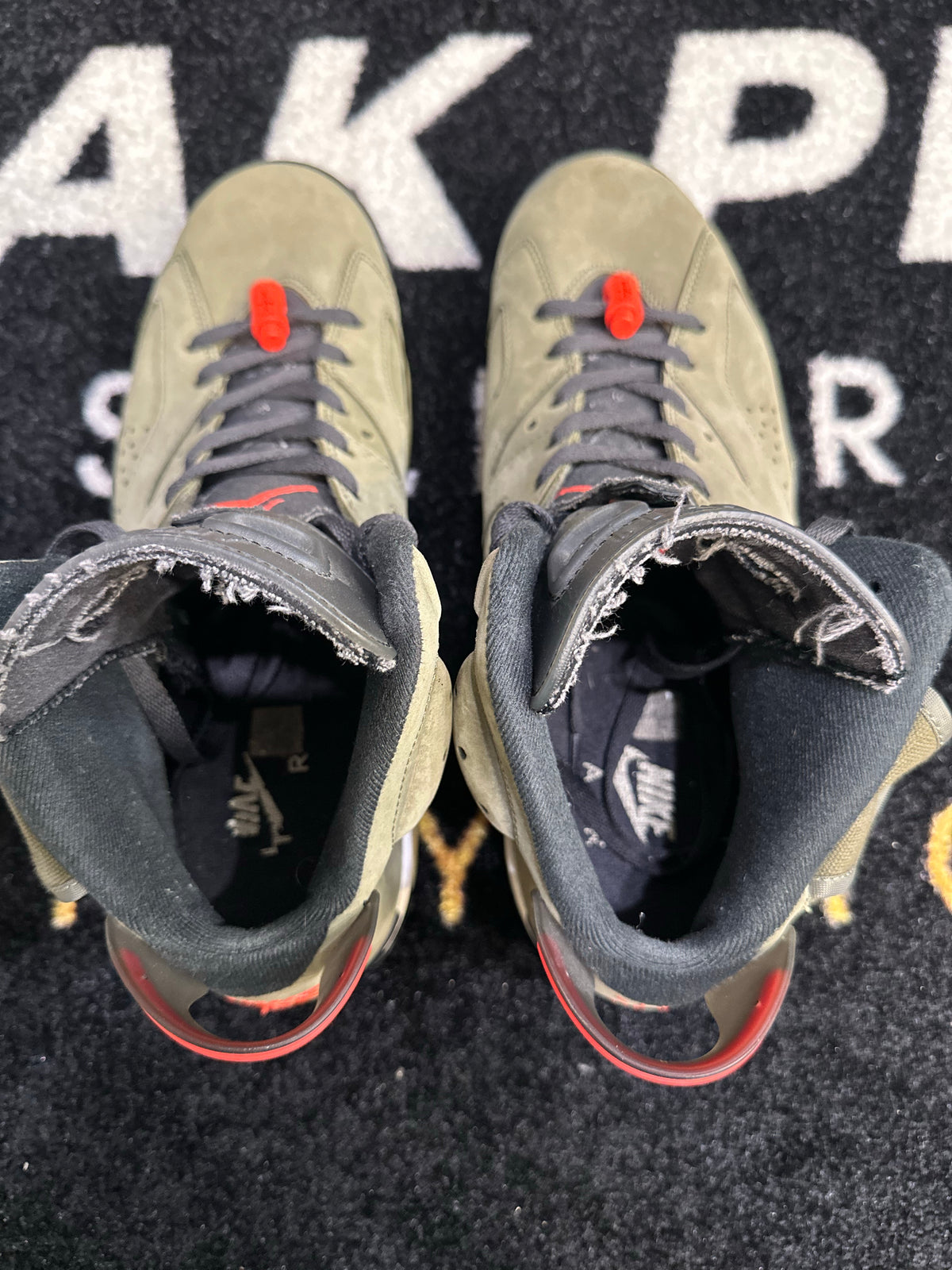 Jordan 6 Retro Travis Scott