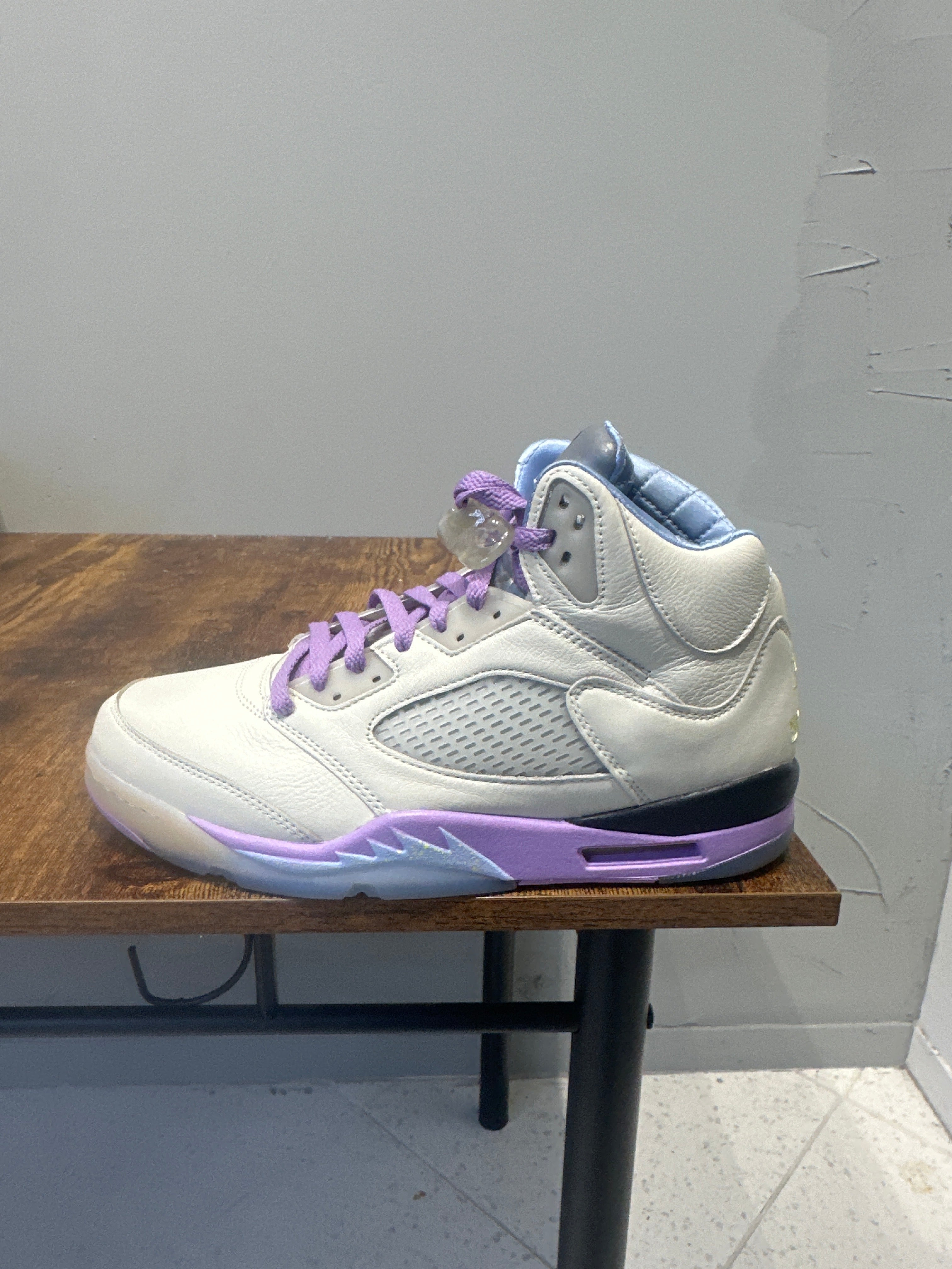 Air Jordan 5 x DJ Khaled "We The Best:Sail" (Pre-Owned)