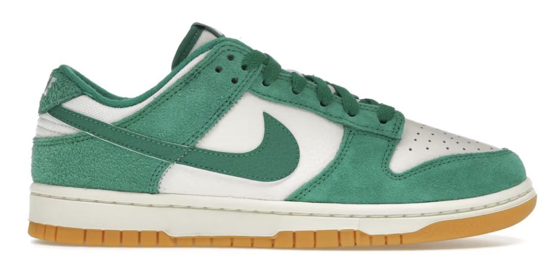 Nike Dunk Low SE "Malachite"