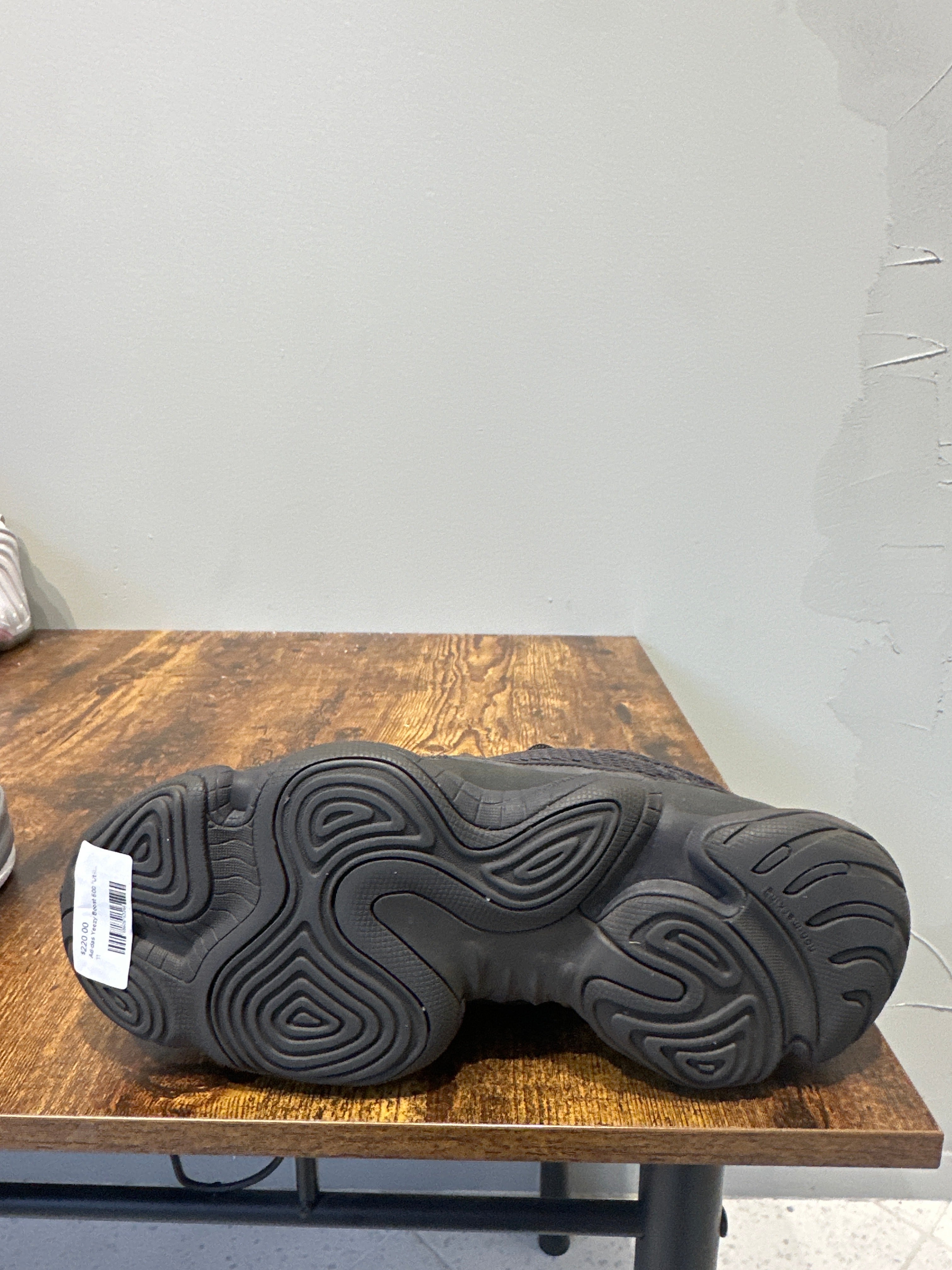 Adidas Yeezy Boost 500 "Utility Black" (Pre-Owned)