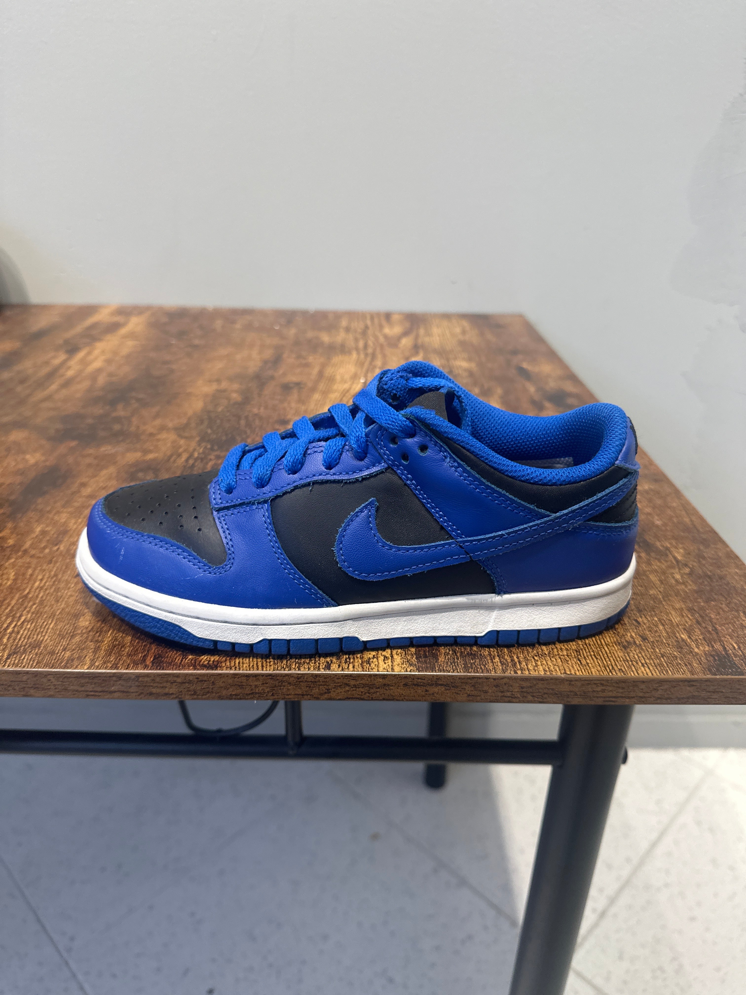 Nike Dunk Low "Hyper Cobalt" (GS) (Pre-Owned)