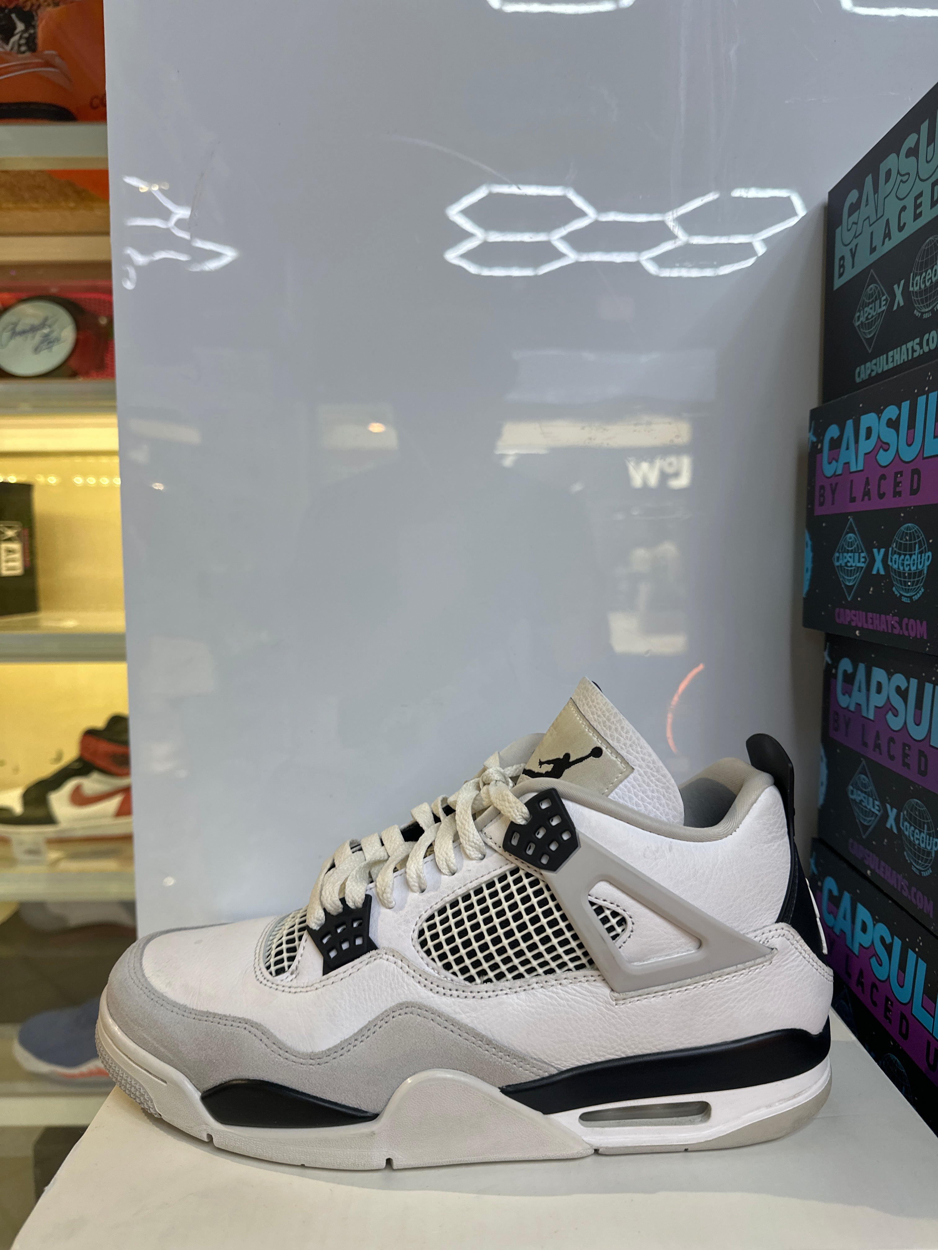Air Jordan 4 "Military Black"(Pre-Owned)