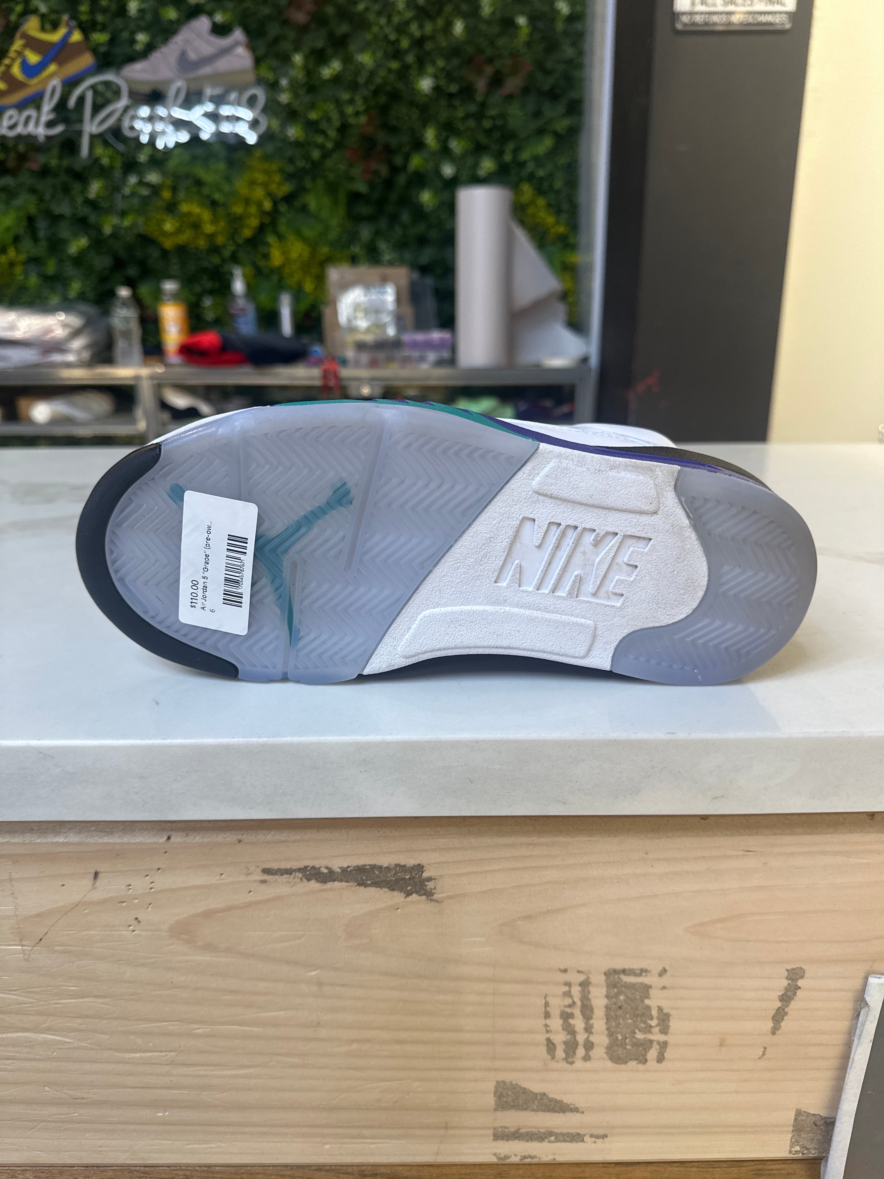 Air Jordan 5 "Grape" (pre-owned)