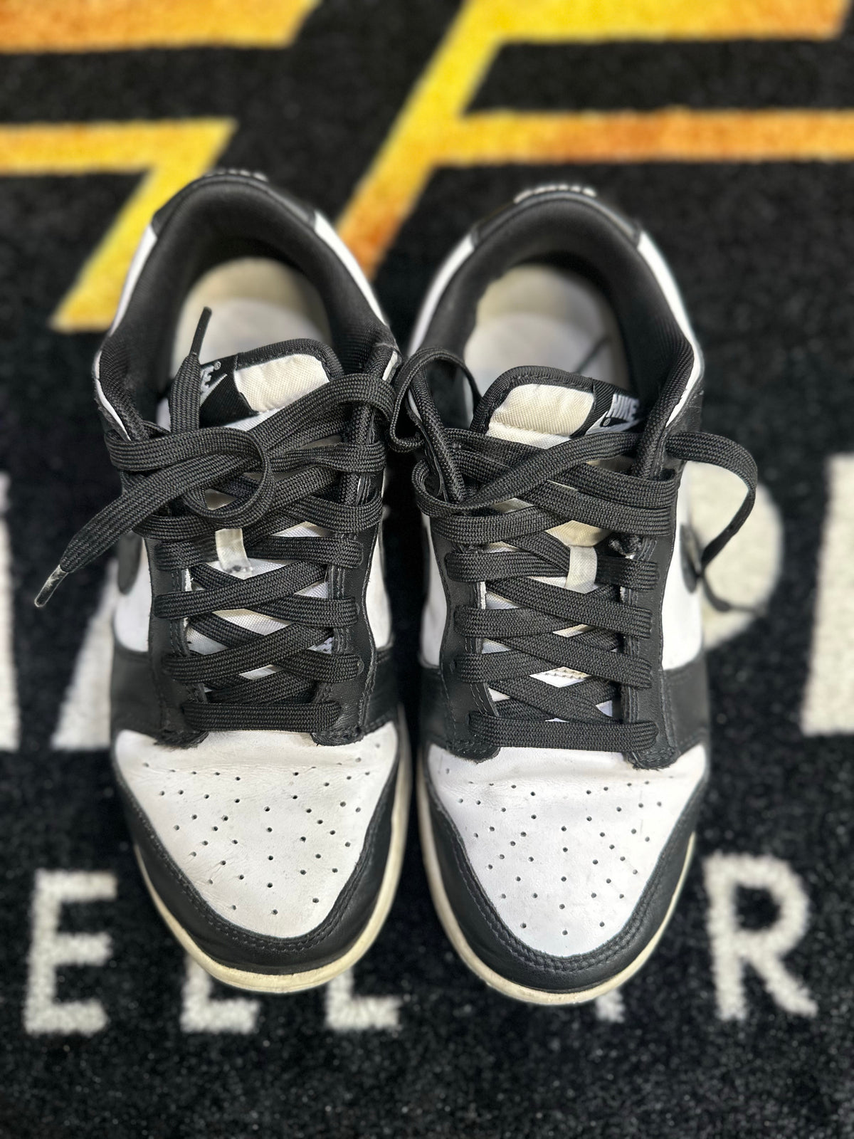 Nike Dunk Low SE Panda