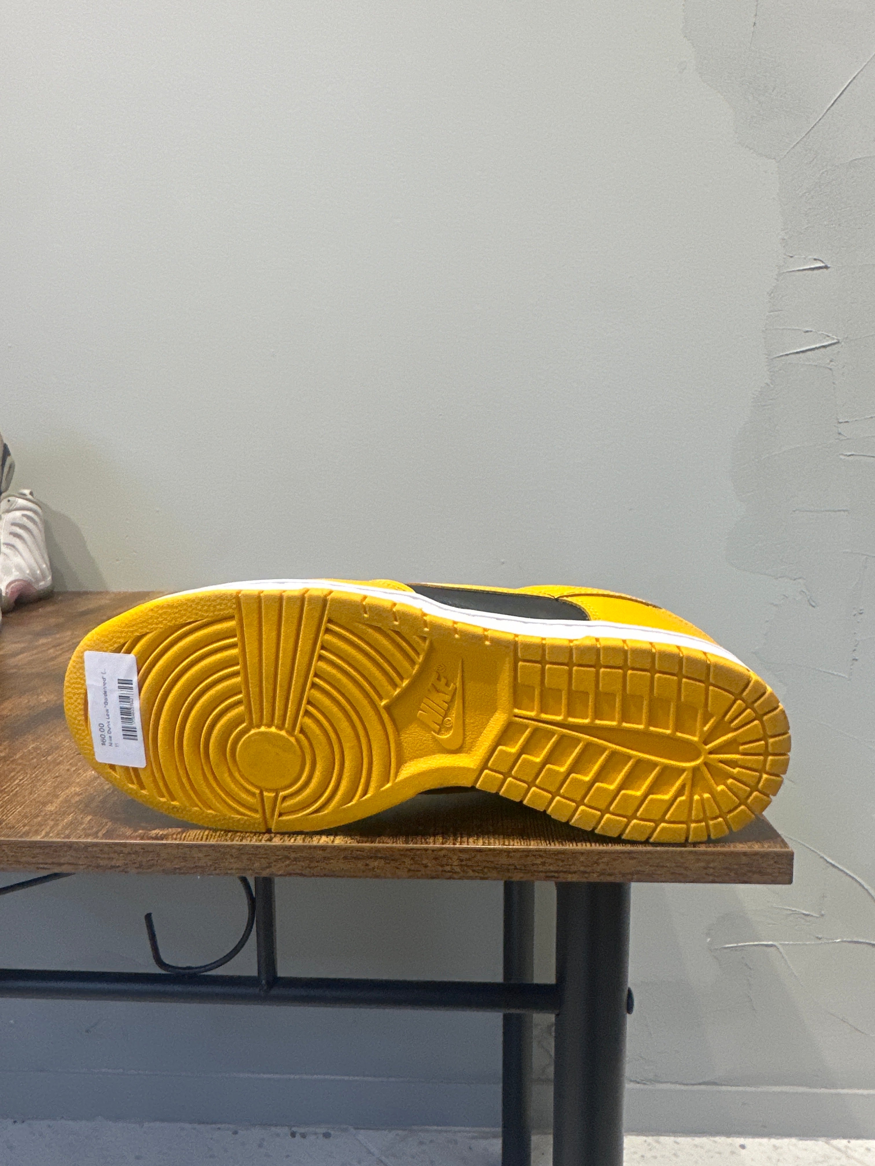 Nike Dunk Low "Goldenrod" (Pre-Owned)