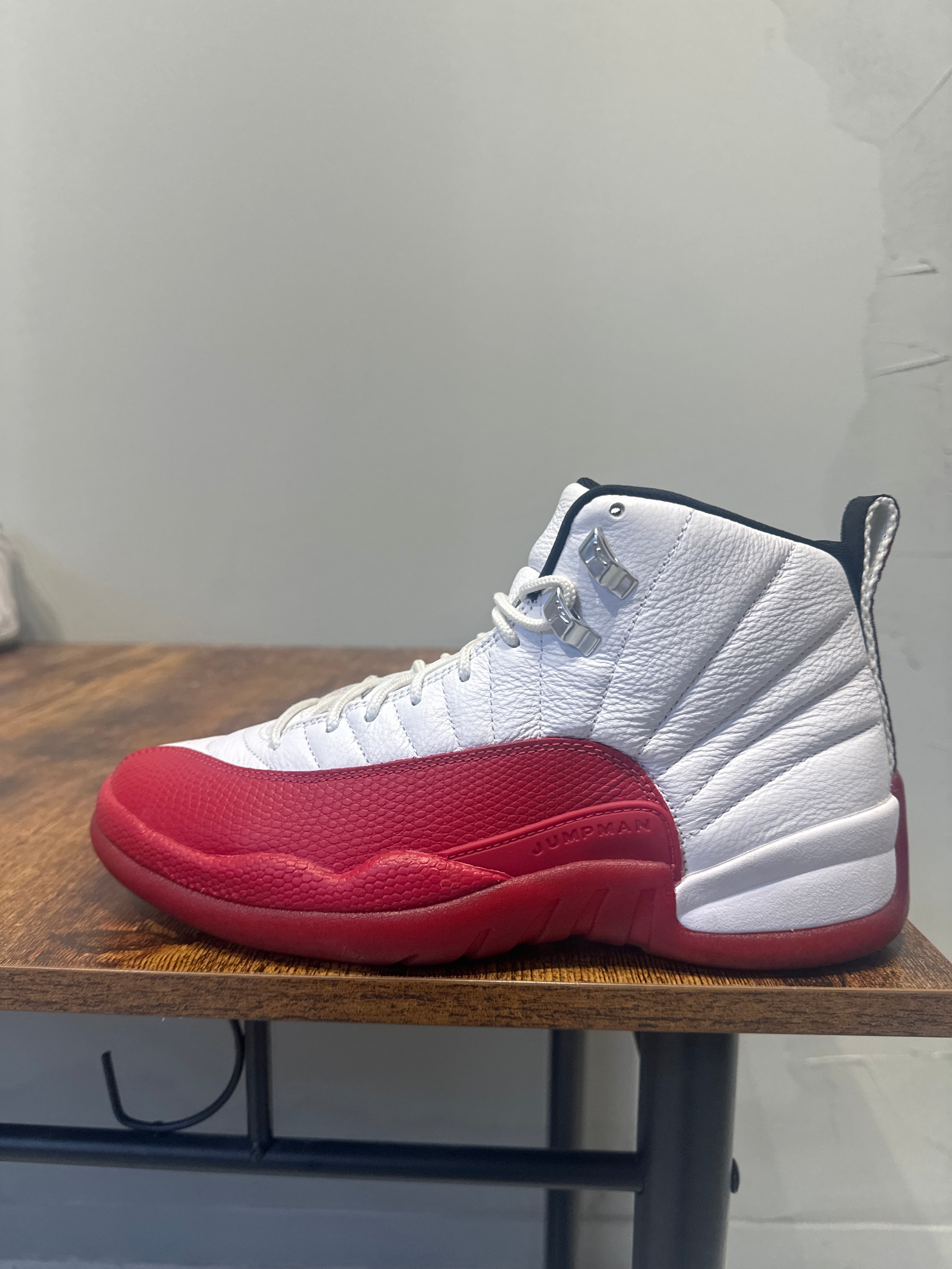 Air Jordan 12 "Cherry" (Pre-Owned)