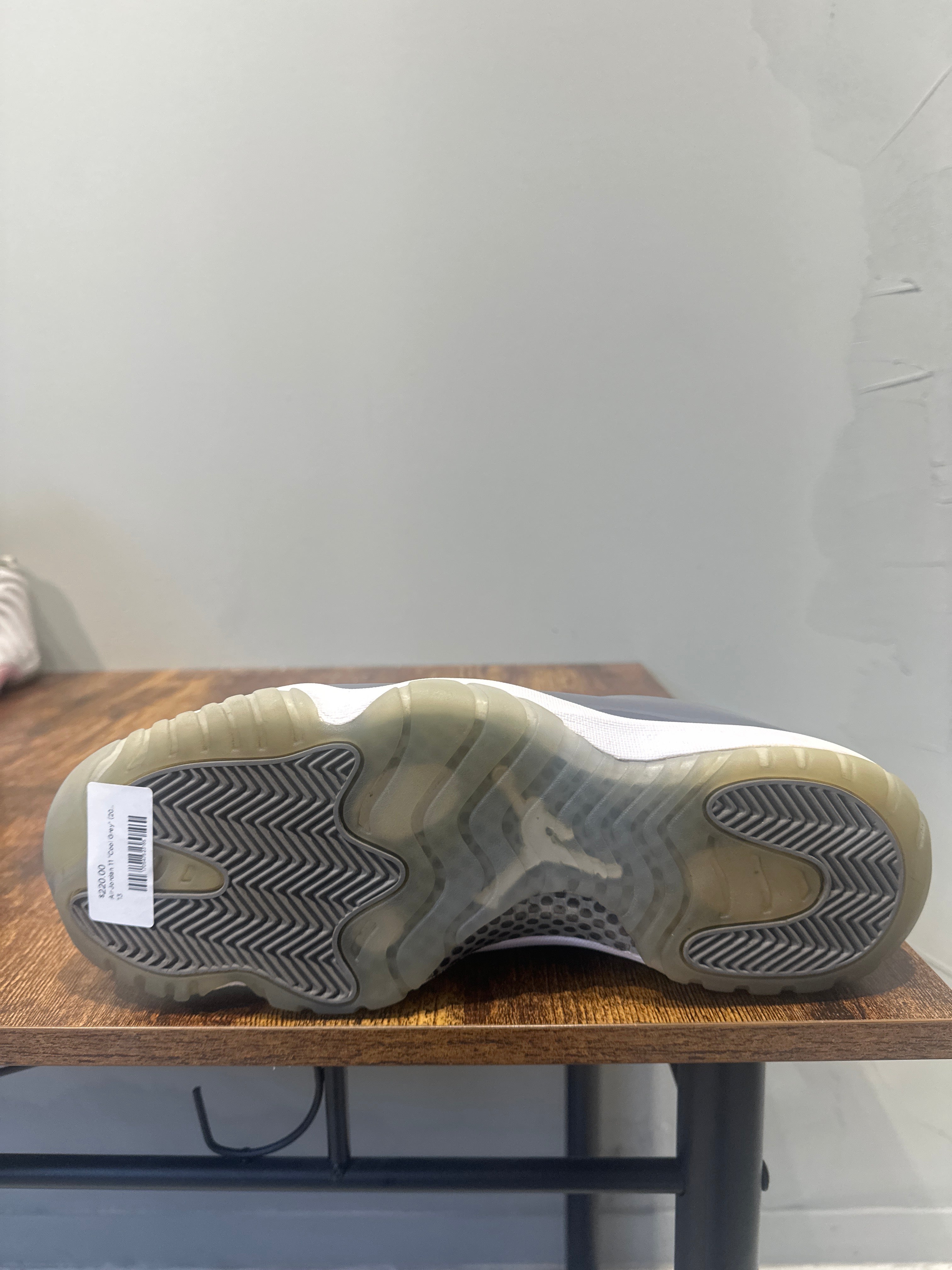 Air Jordan 11 "Cool Grey" (2021) (Pre-Owned)