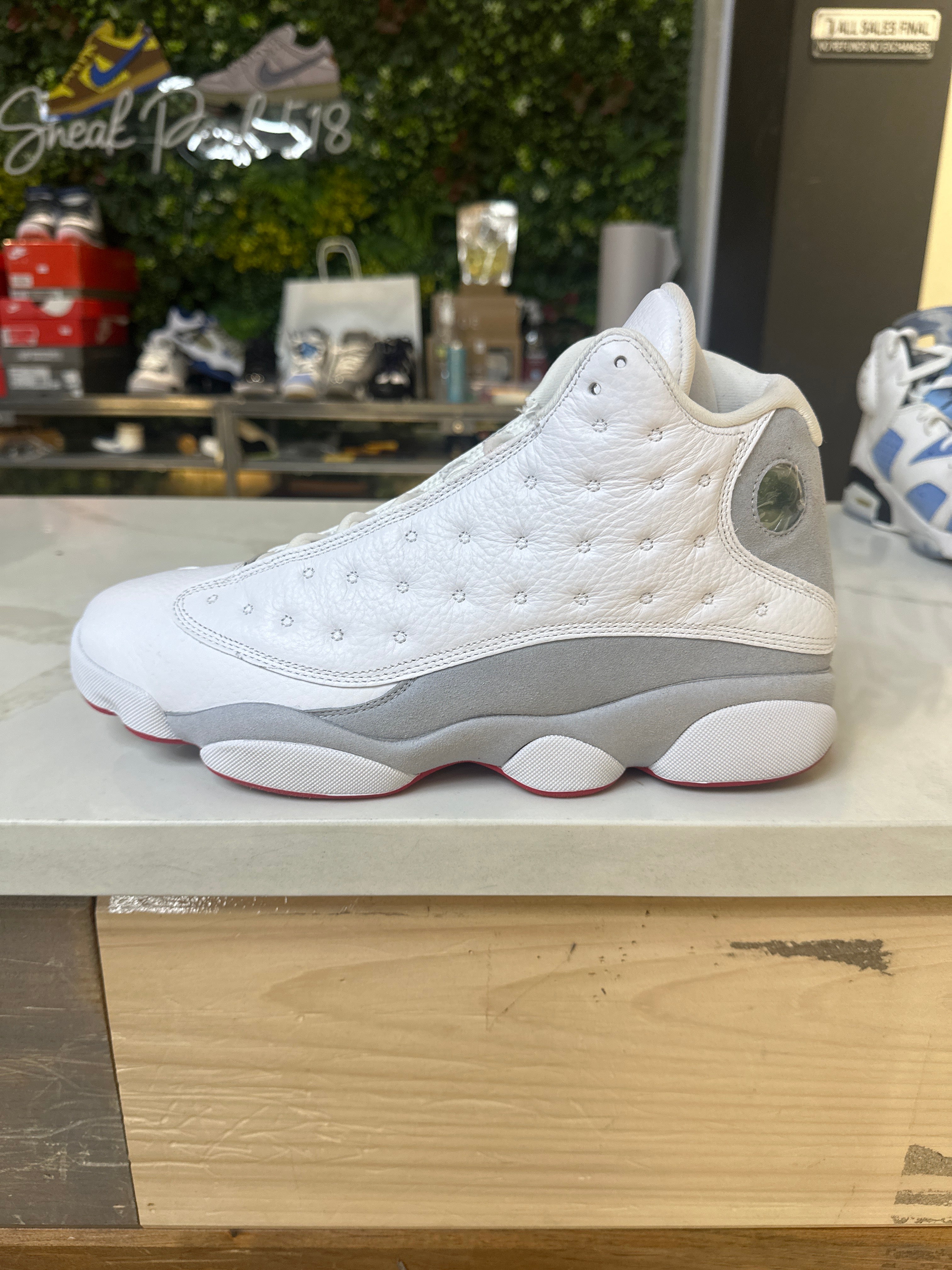 Air Jordan 13 "Wolf Grey" (pre-owned)