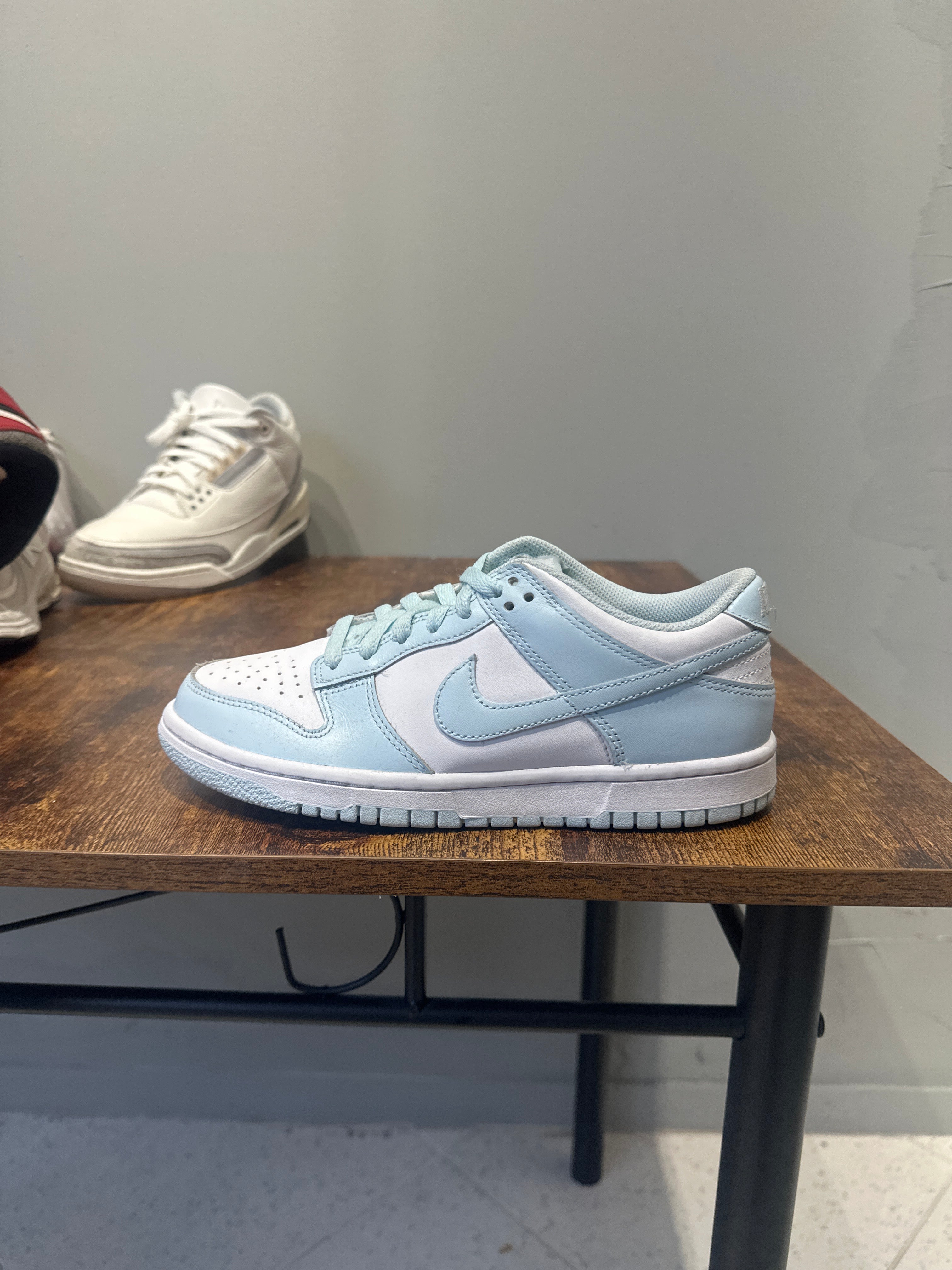 Nike Dunk Low "Glacier Blue" (GS) (Pre-Owned)