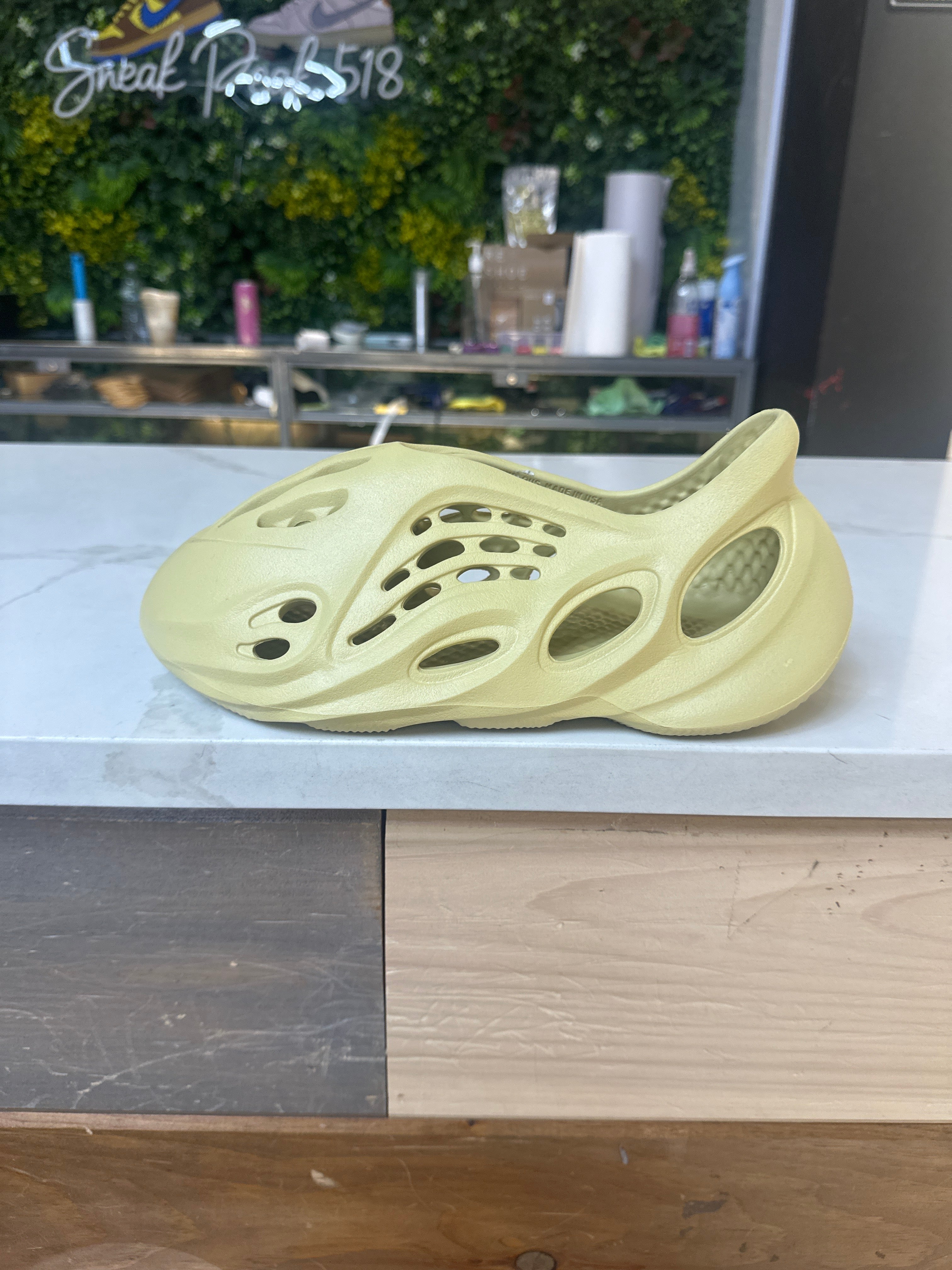 Adidas Yeezy Foam RNNR "Sulfur" (Pre-Owned)