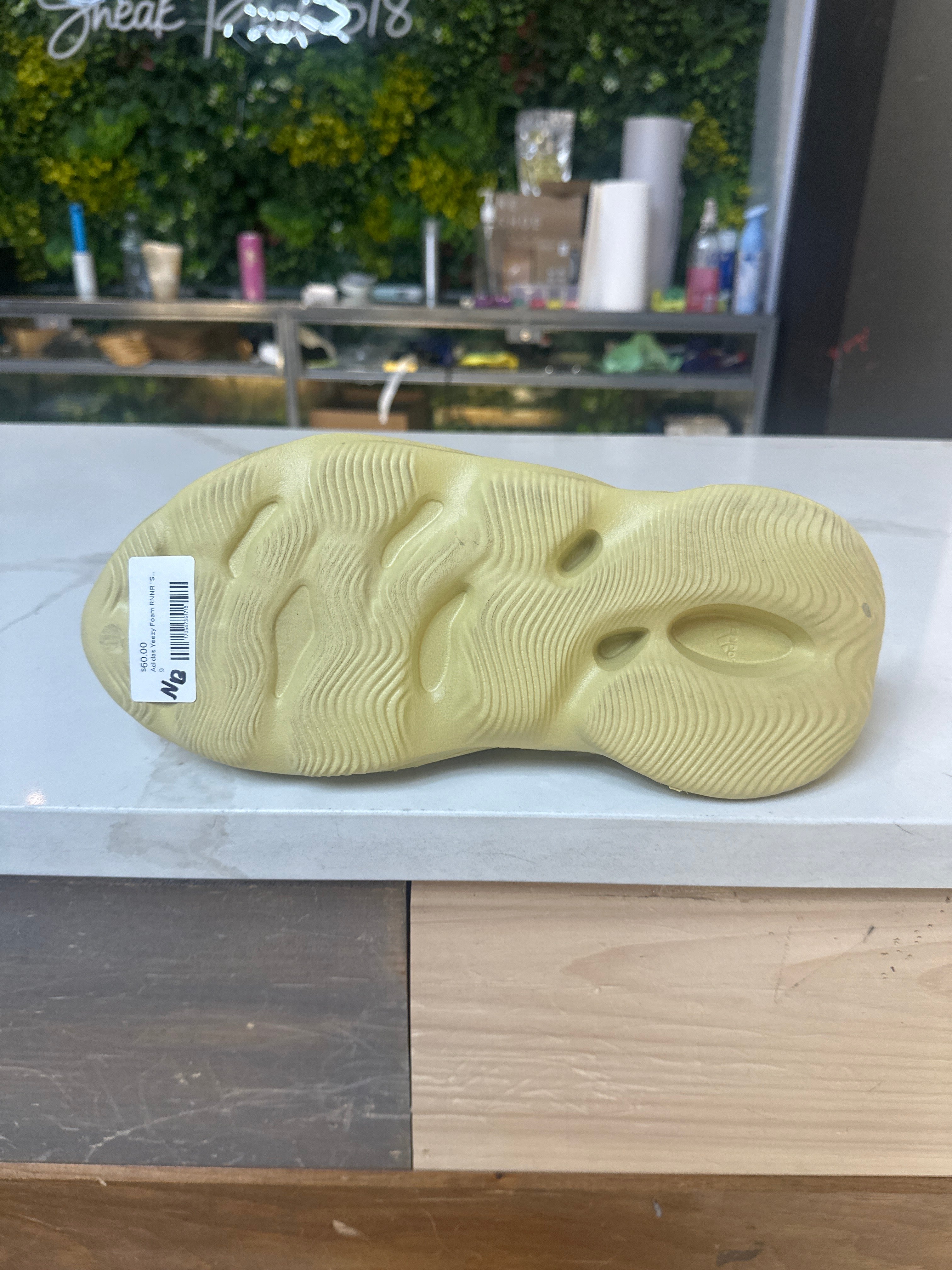 Adidas Yeezy Foam RNNR "Sulfur" (Pre-Owned)