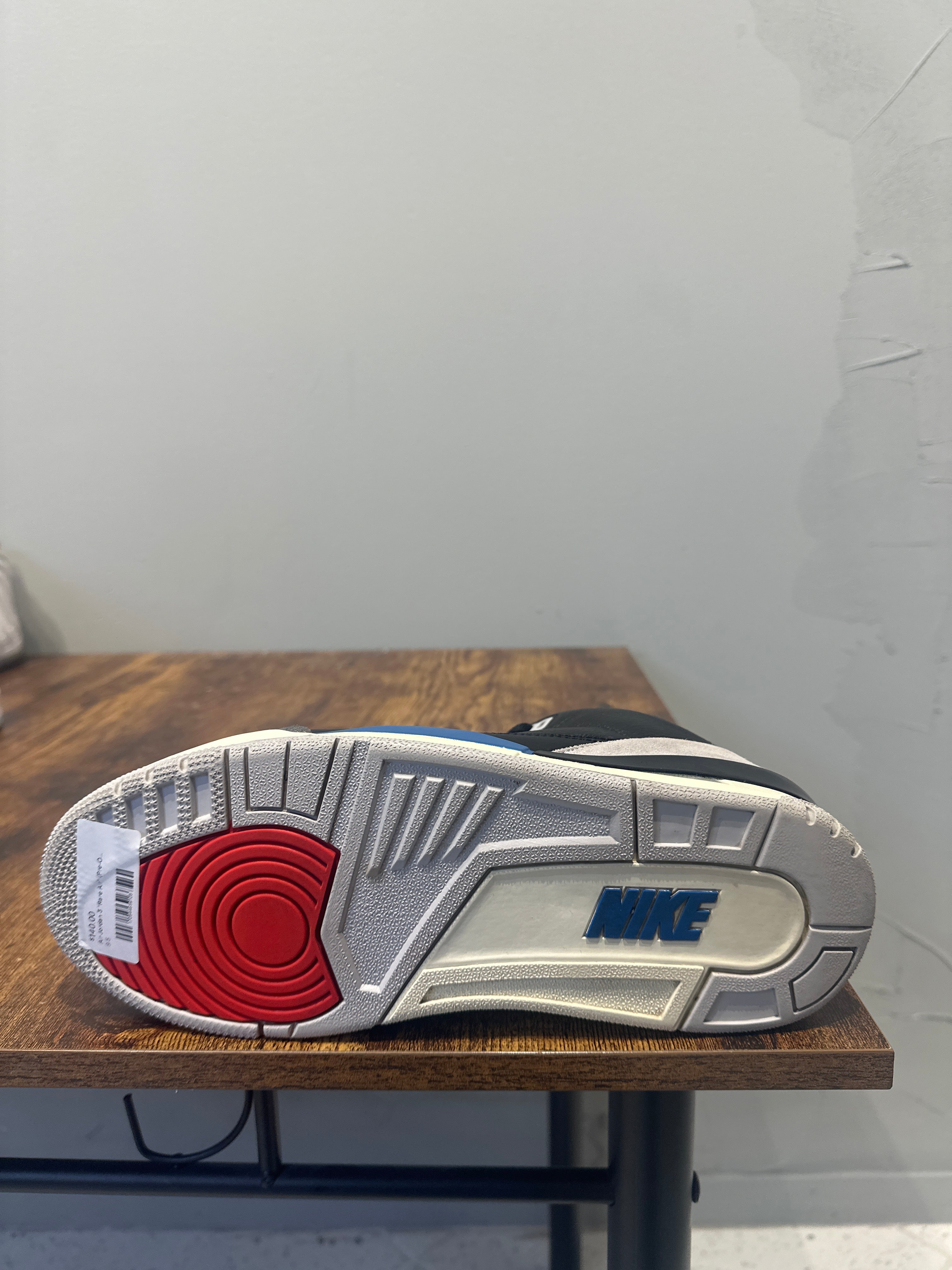 Air Jordan 3 "Rare Air" (Pre-Owned)