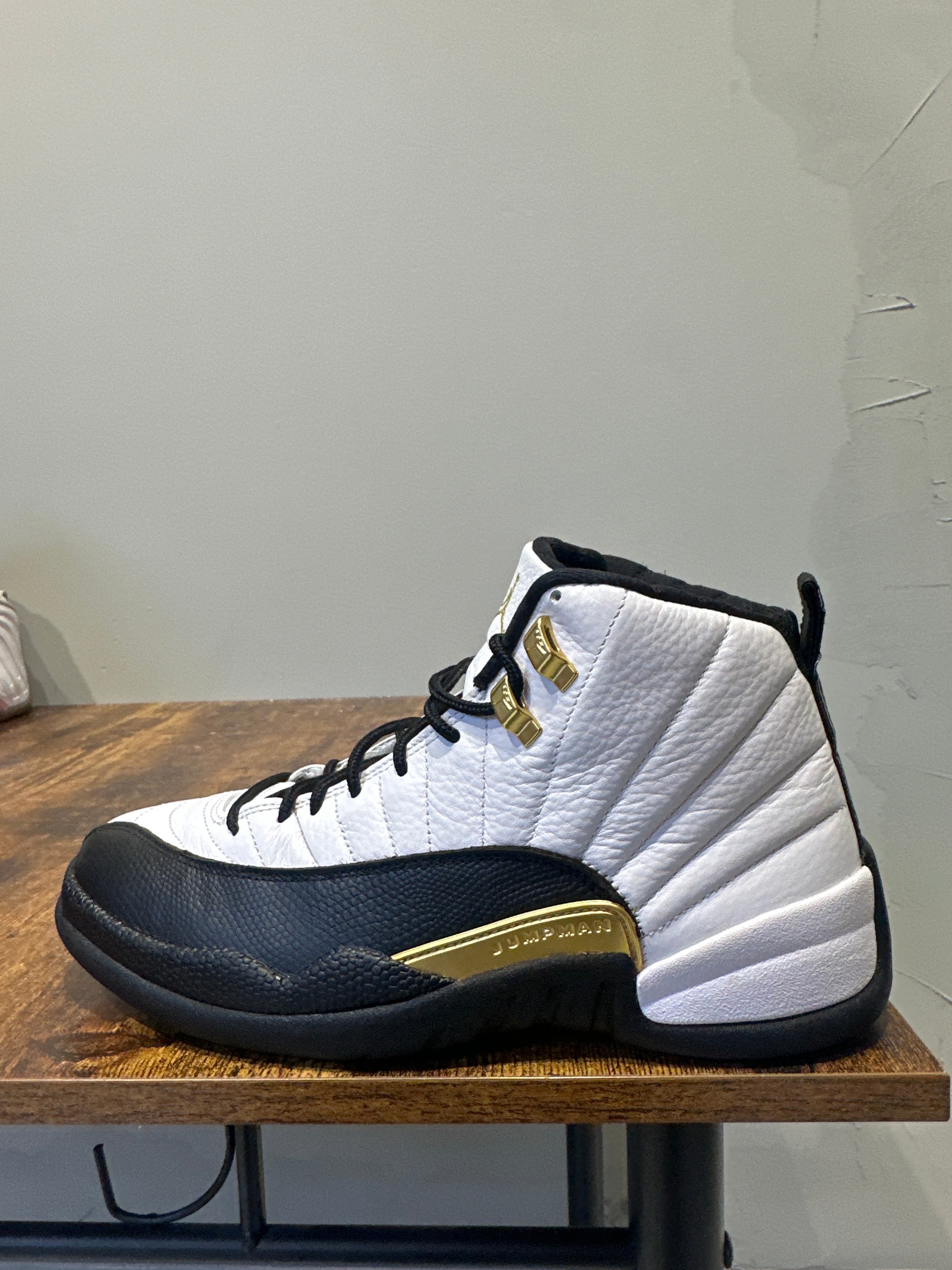 Air Jordan 12 "Royalty Taxi" (Pre-Owned)