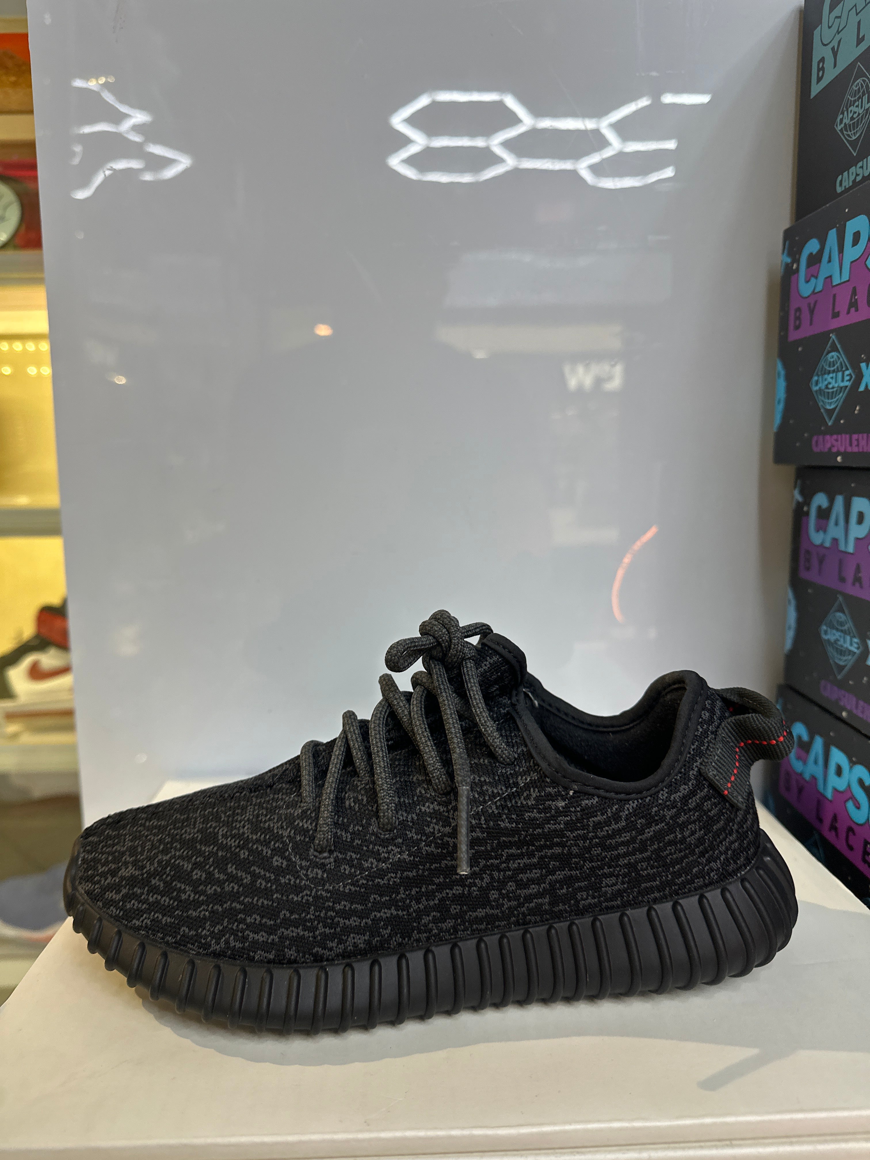 Adidas Yeezy 350 V1 "Pirate Black"(2023)(Pre-Owned)