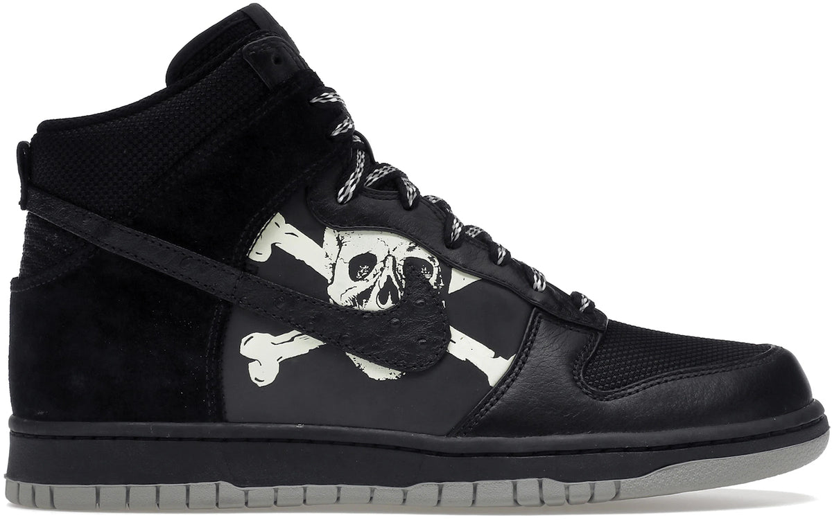 Nike Dunk High St. Pauli