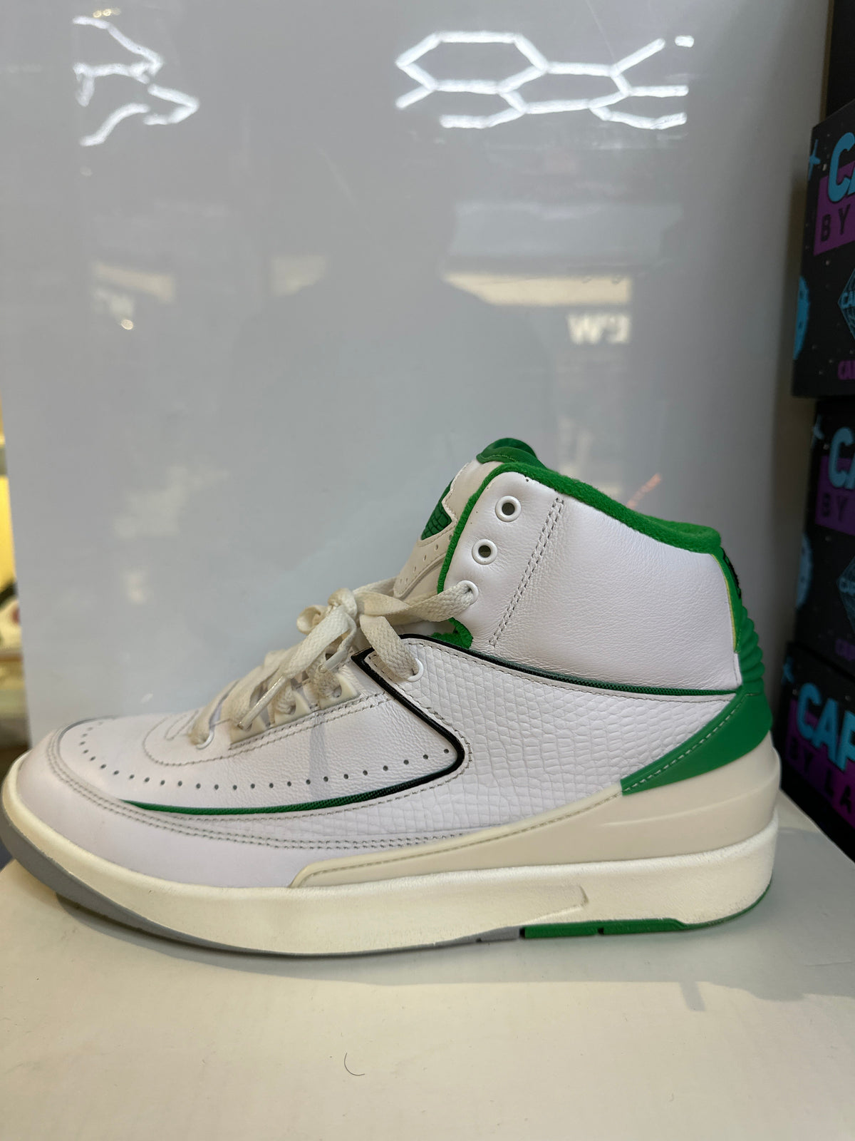 Jordan 2 Retro Lucky Green