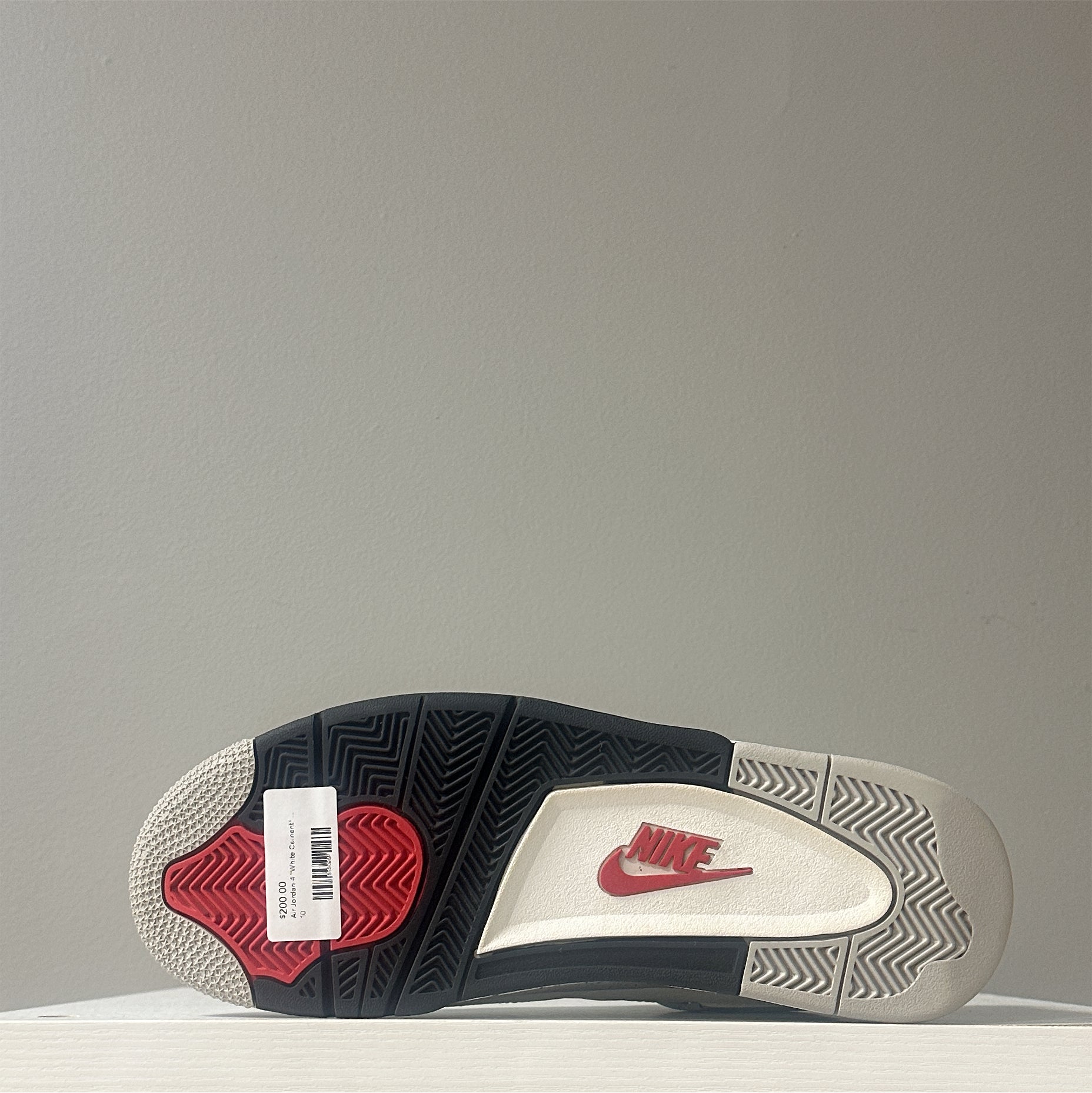 Air Jordan 4 "White Cement" (Pre-Owned)