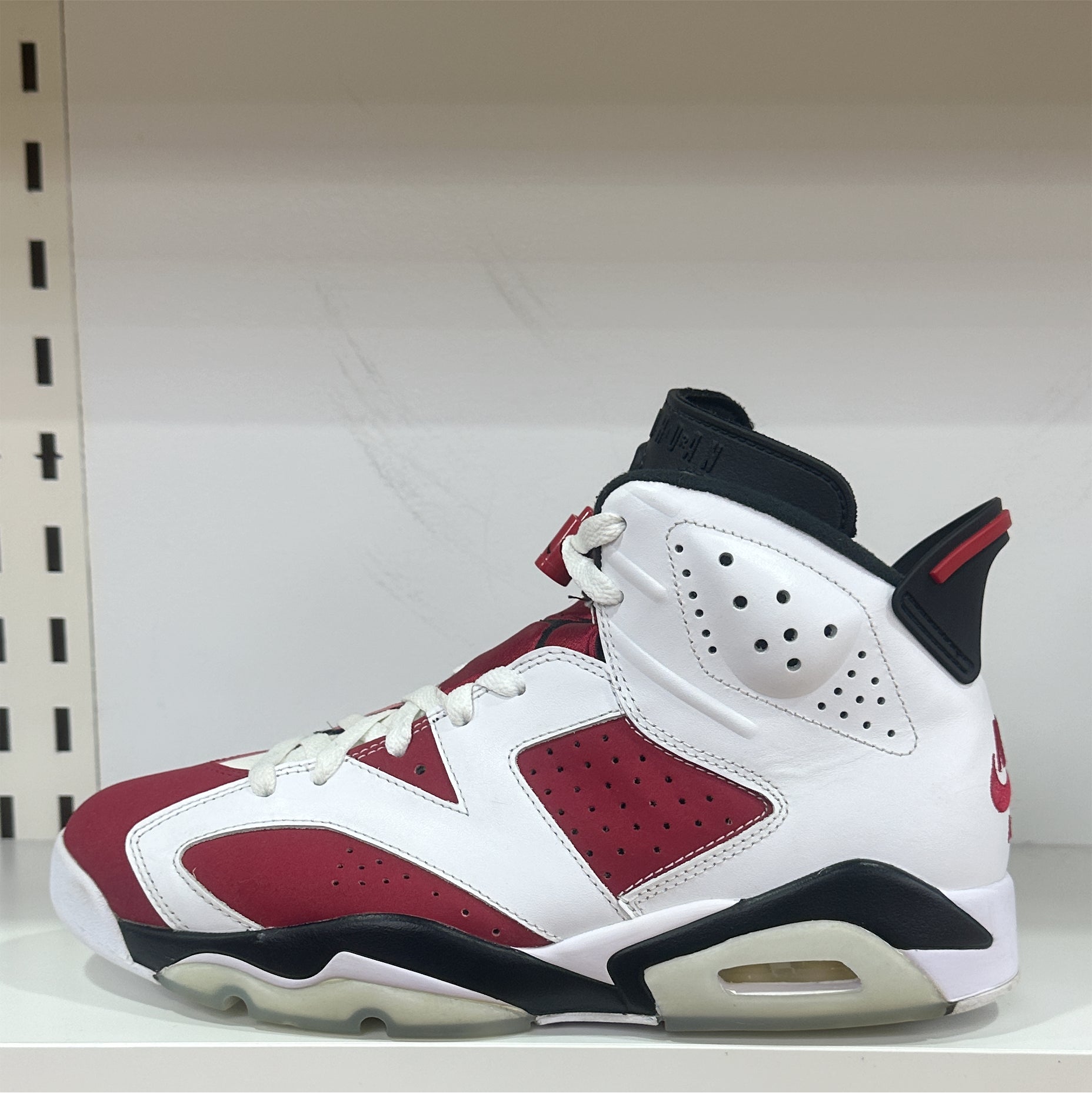 Air Jordan 6 “Carmine” (Pre-Owned)