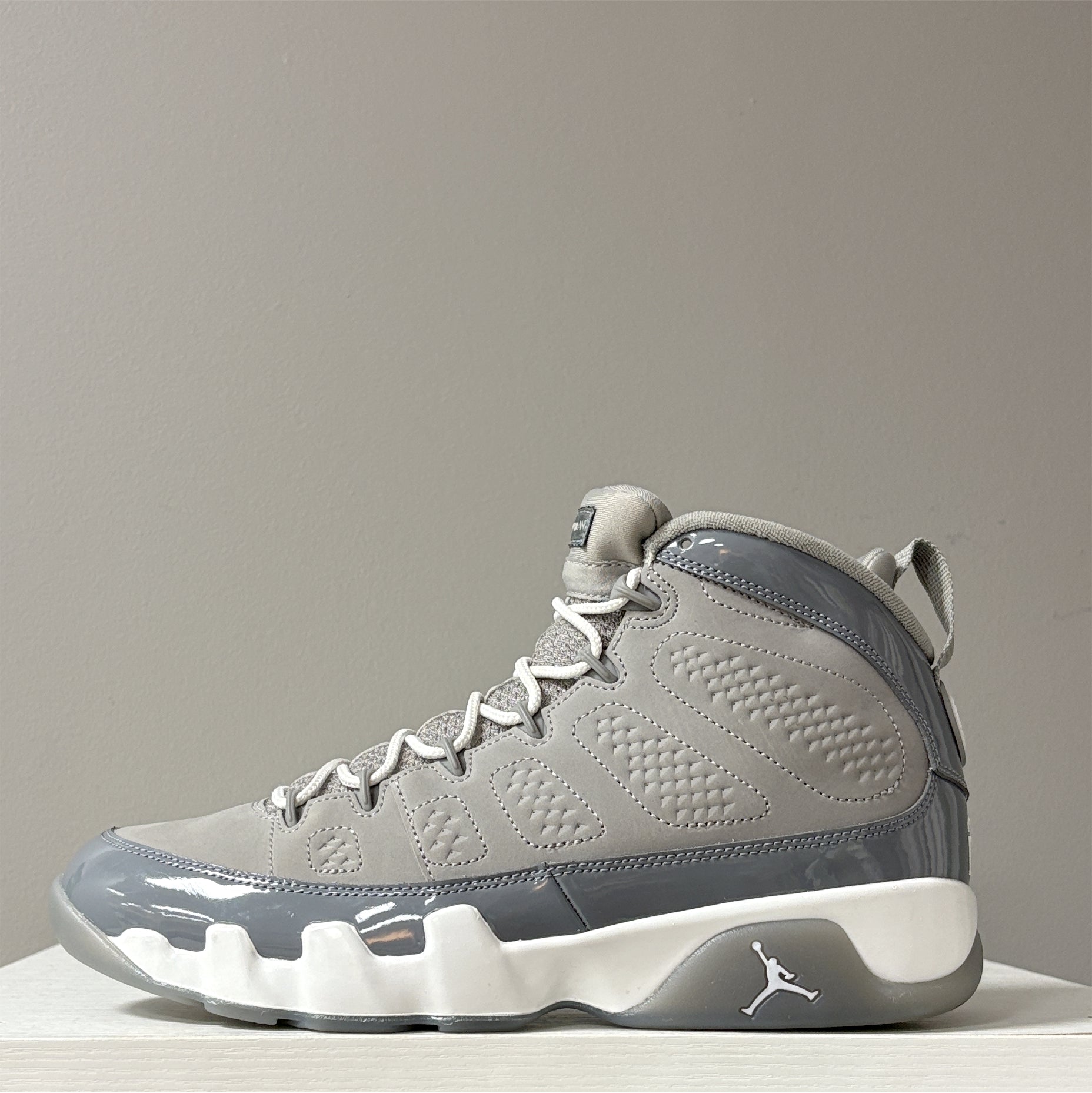 Air Jordan 9 "Cool Grey"(Pre-Owned)