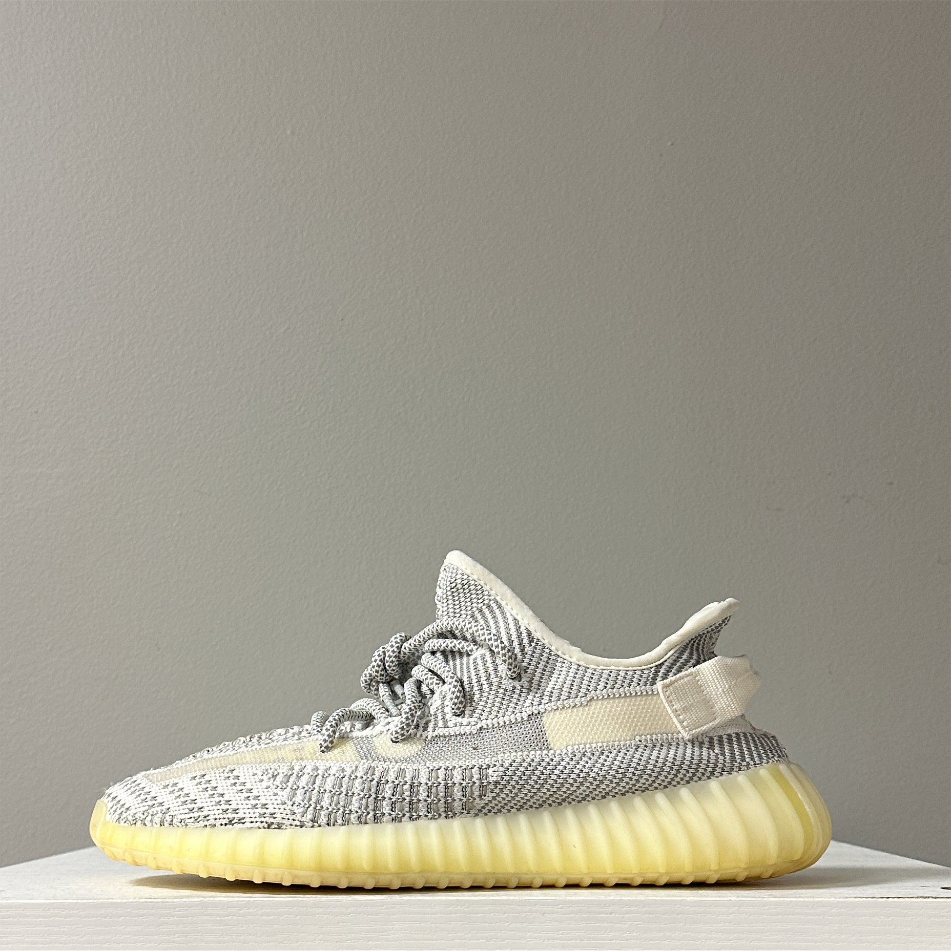 Adidas Yeezy 350 V2 "Static NR" (pre-owned)