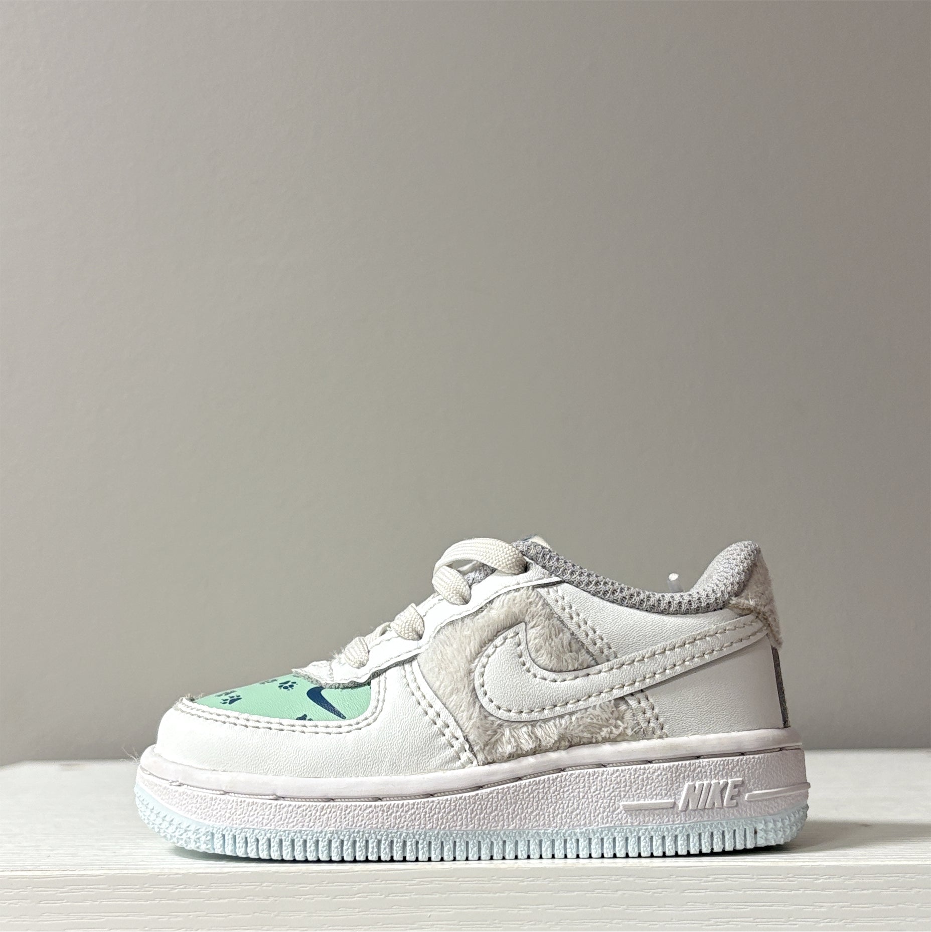 Nike Air Force One low "Pawprint"(TD)(Pre-Owned)