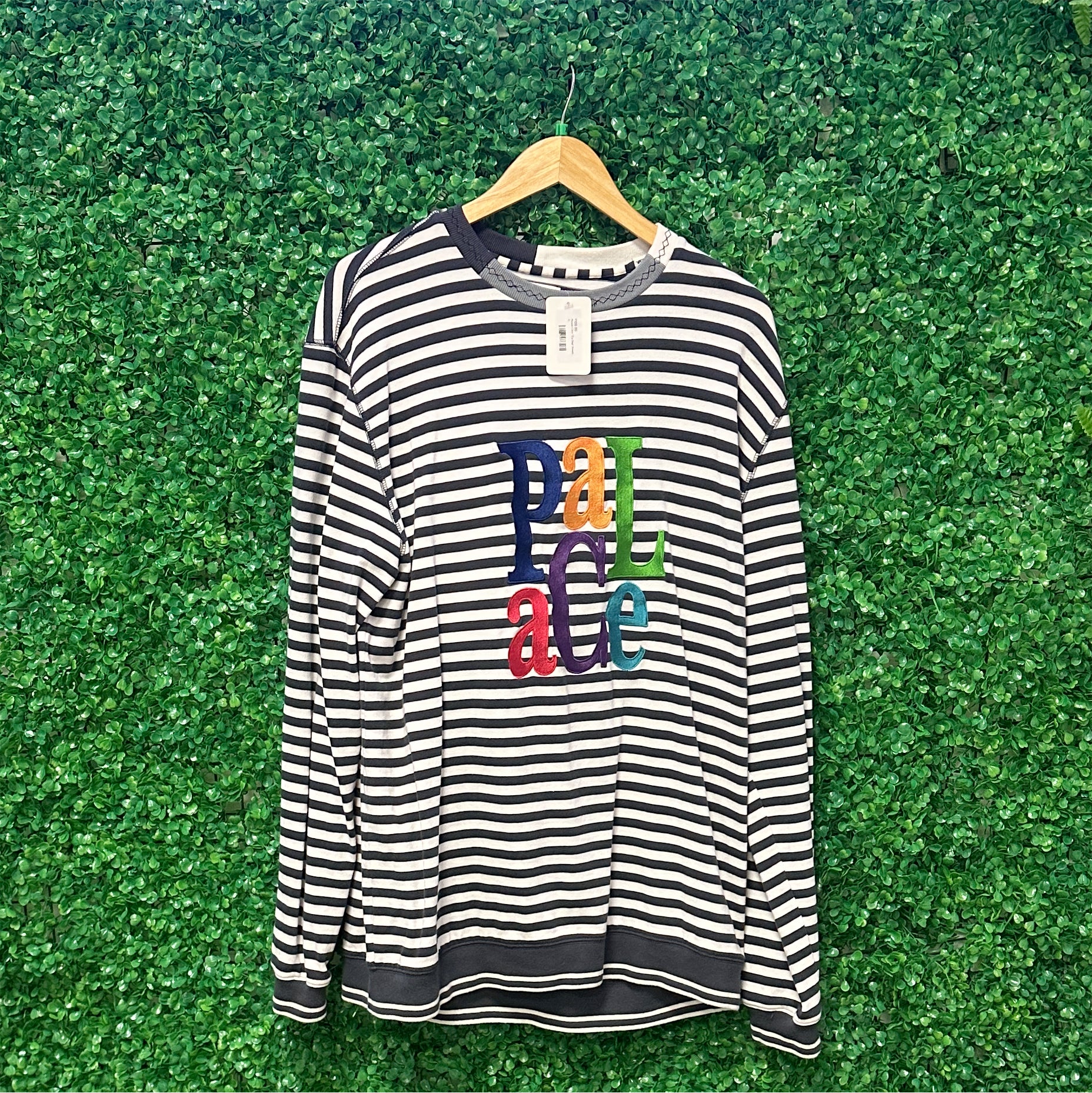 Palace Crew "Zig Zag" Sweatshirt (Pre-Owned)