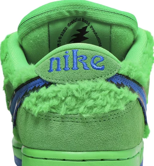 Nike SB Dunk Low X Grateful Dead "Green Bear"