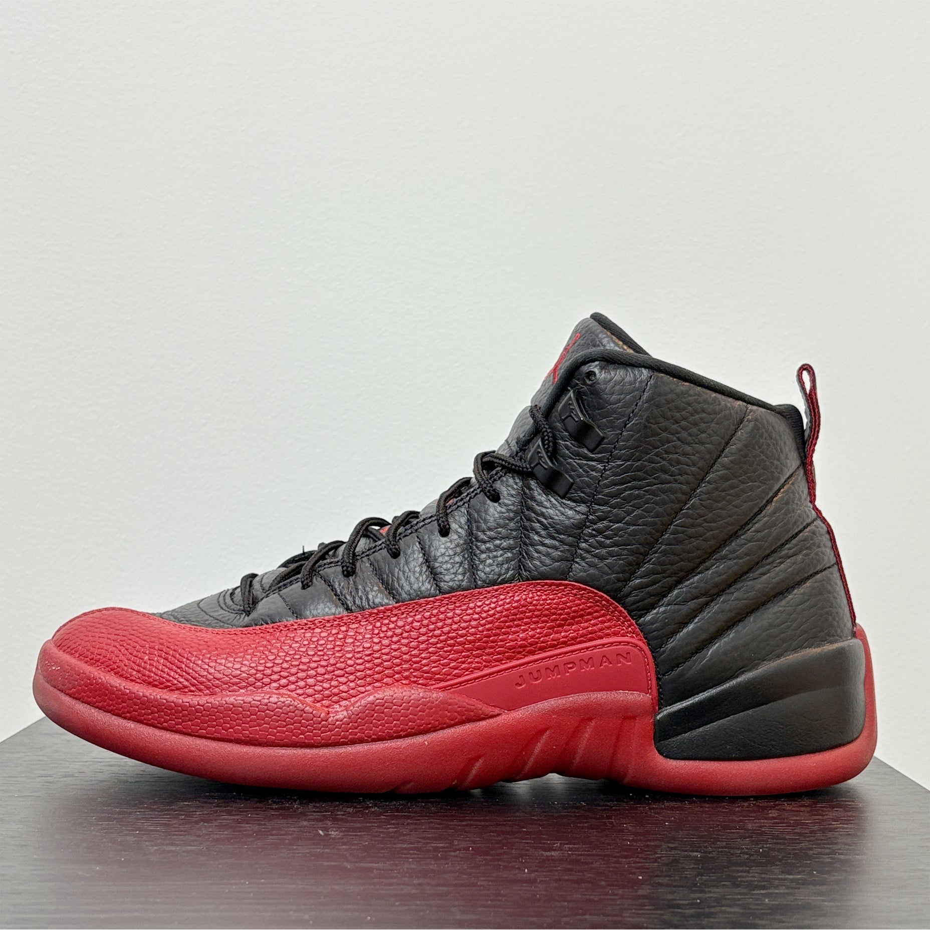 Air Jordan 12 "Flu Game" (pre-owned) 2025