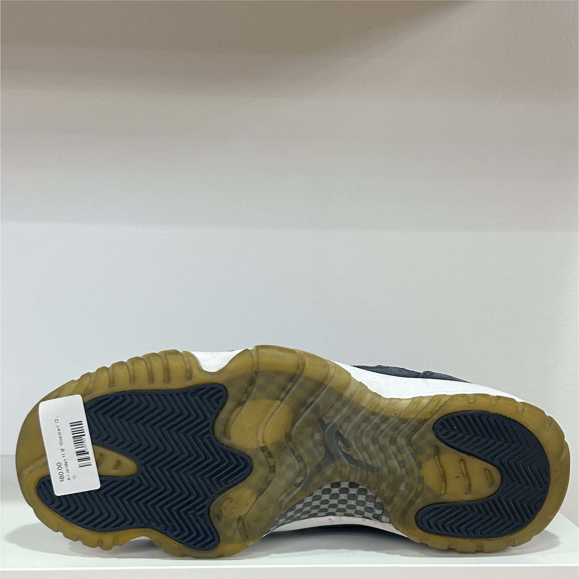 Air Jordan 11 IE "Obsidian" (2017) (Pre-Owned)