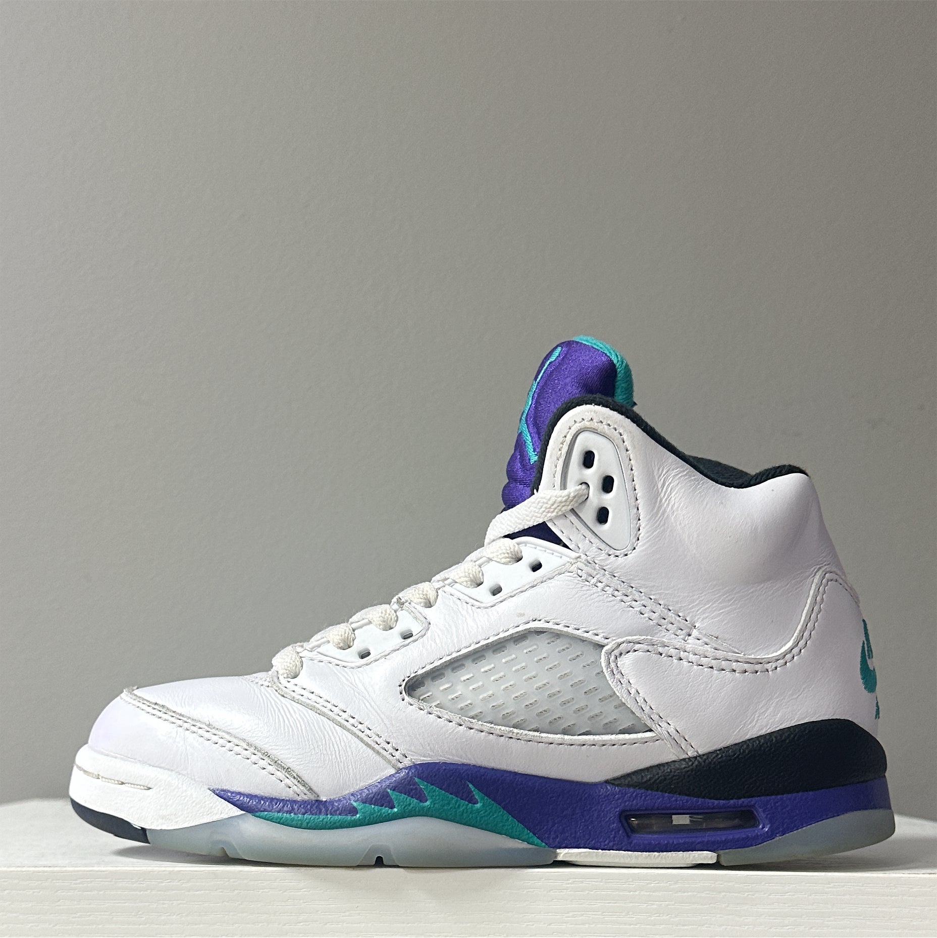 Air Jordan 5 "Grape" (2025) (GS) (Pre-Owned)