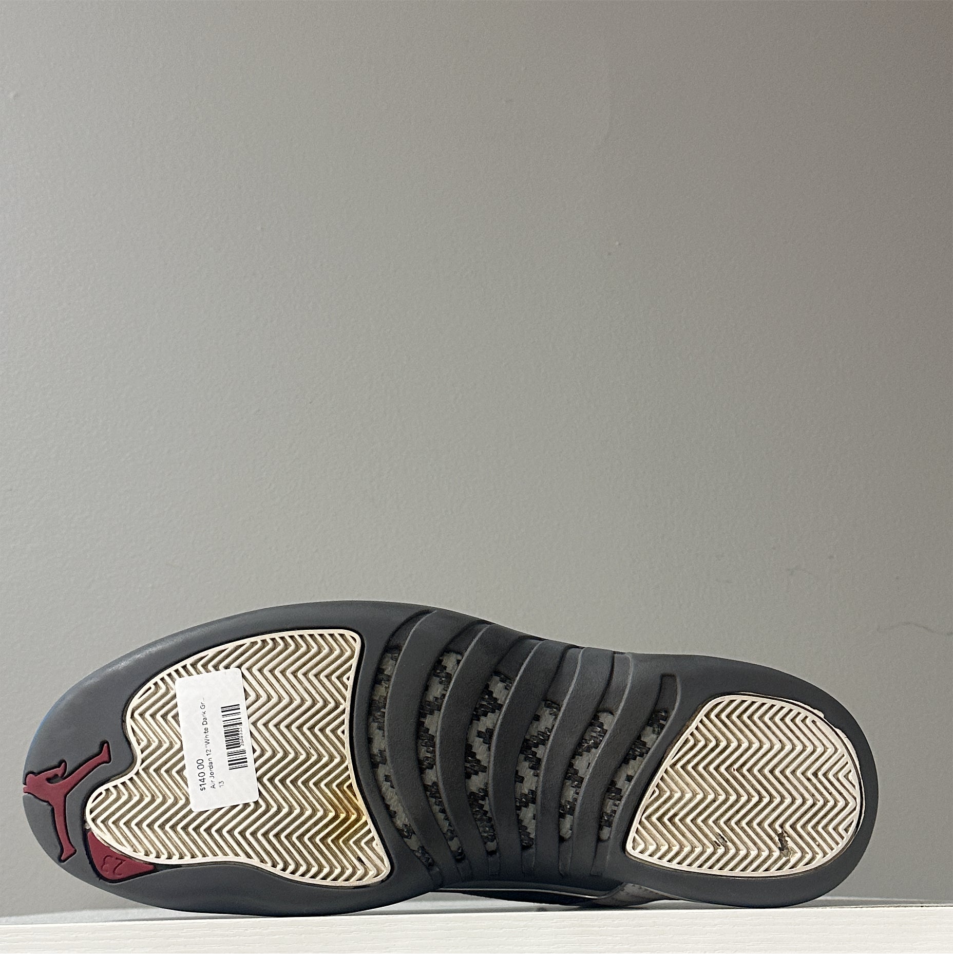 Air Jordan 12 "White Dark Grey" (Pre-Owned)