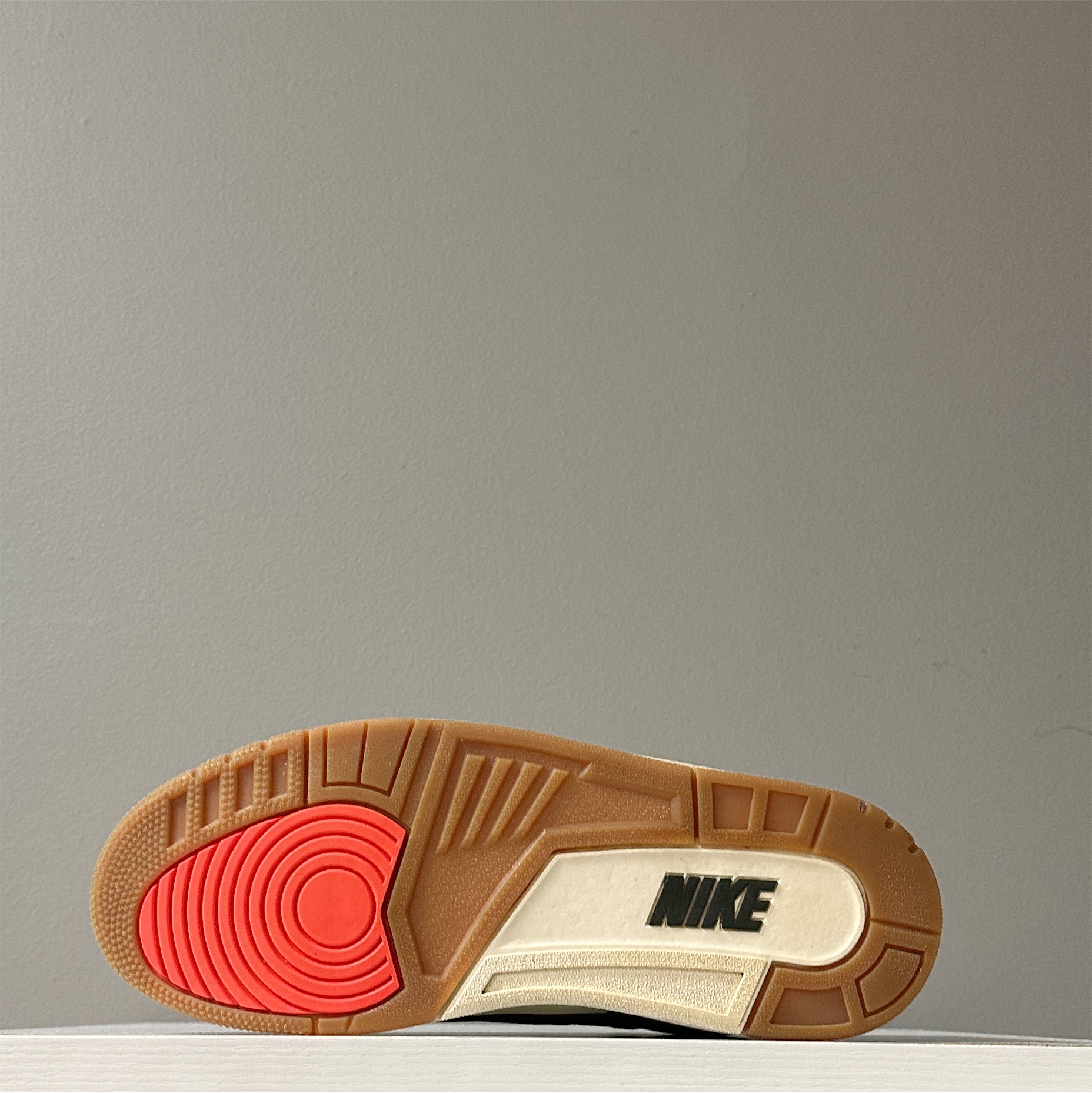 Air Jordan 3 "Family Affair" 2025 (pre-owned)