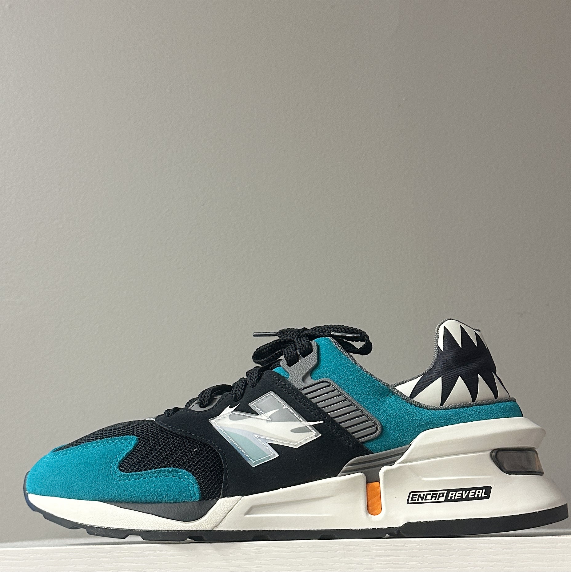 New Balance 997S x Shoe Palace "Great White Teal Toe" (Pre Owned)