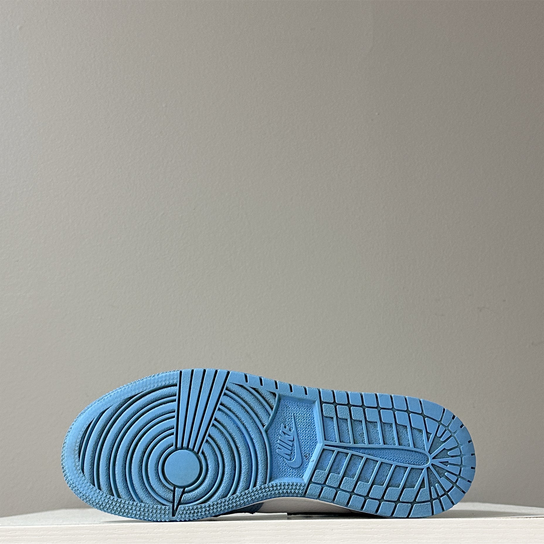 Air Jordan 1 High "University Blue" 2020 (pre-owned) GS