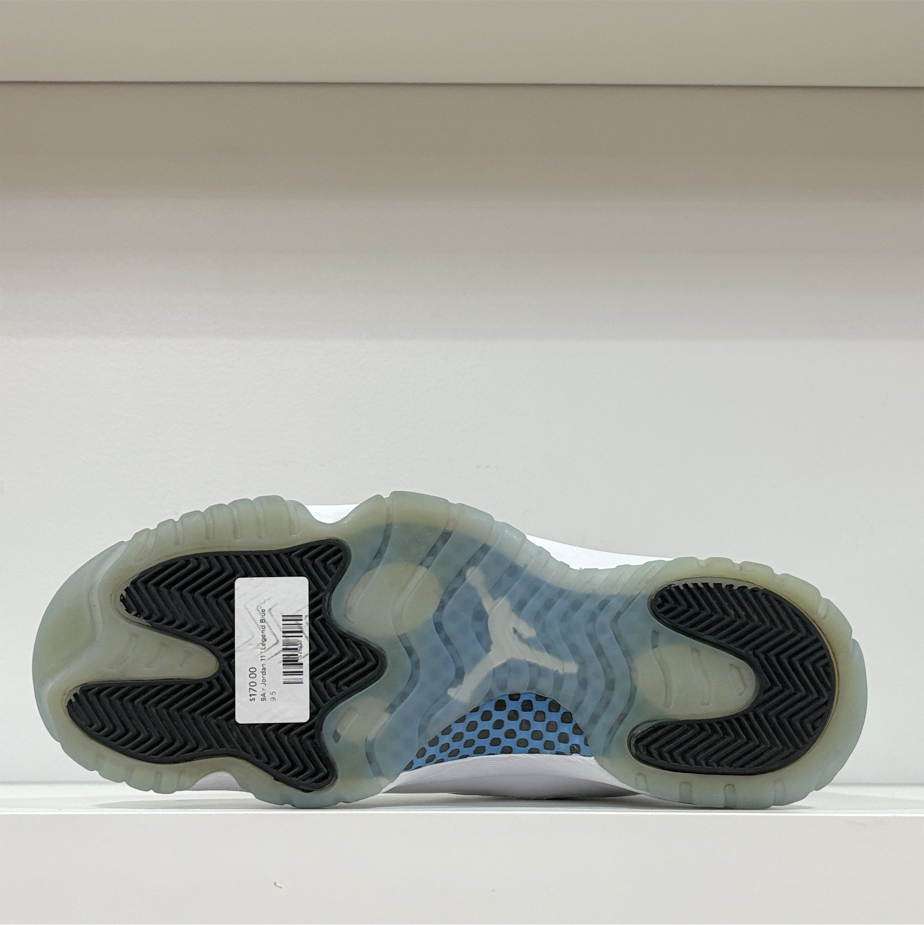 Air Jordan 11 "Legend Blue" (Pre-Owned)