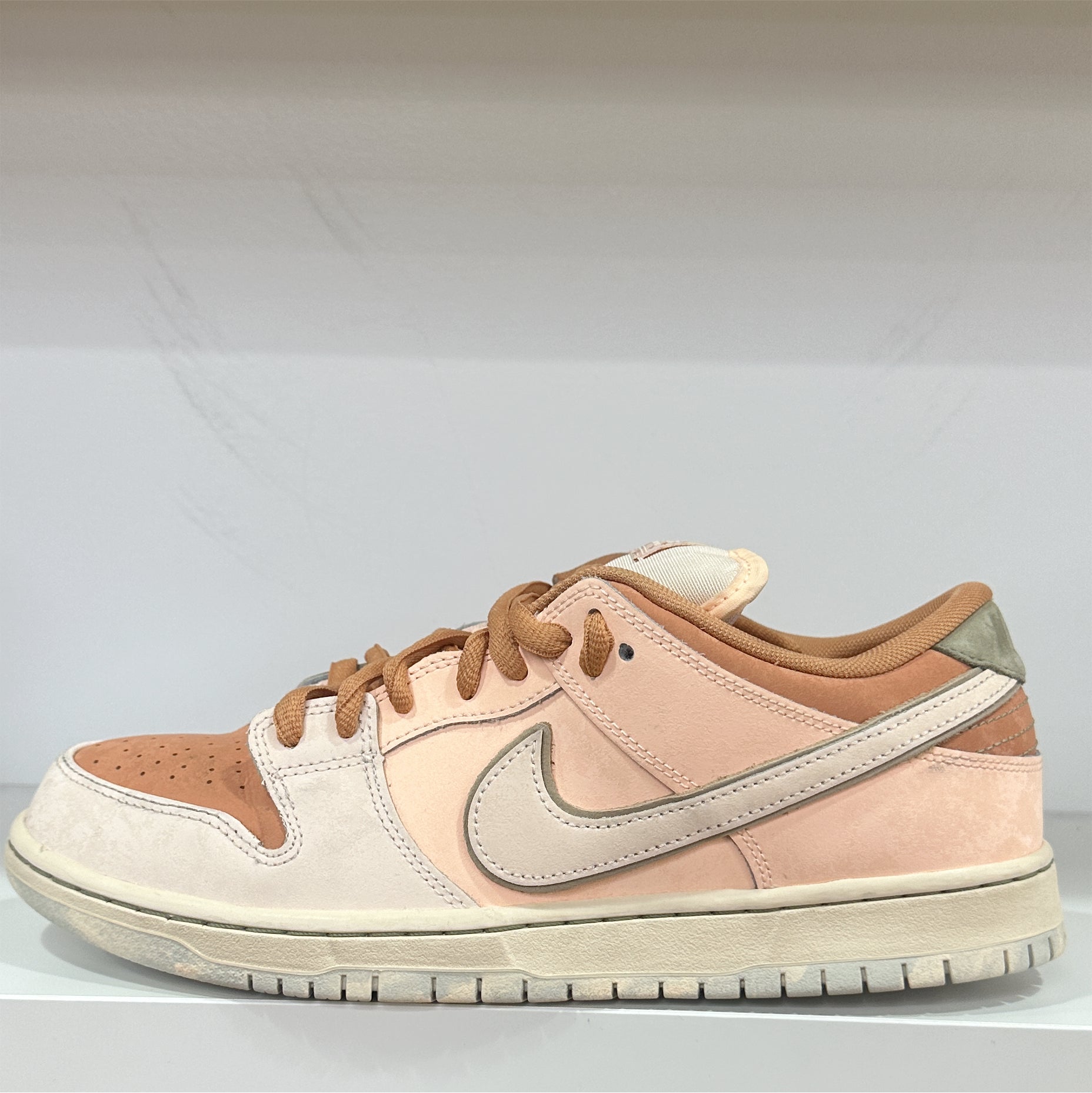 Nike Dunk Low “Trocadéro Gardens” (Pre-Owned)