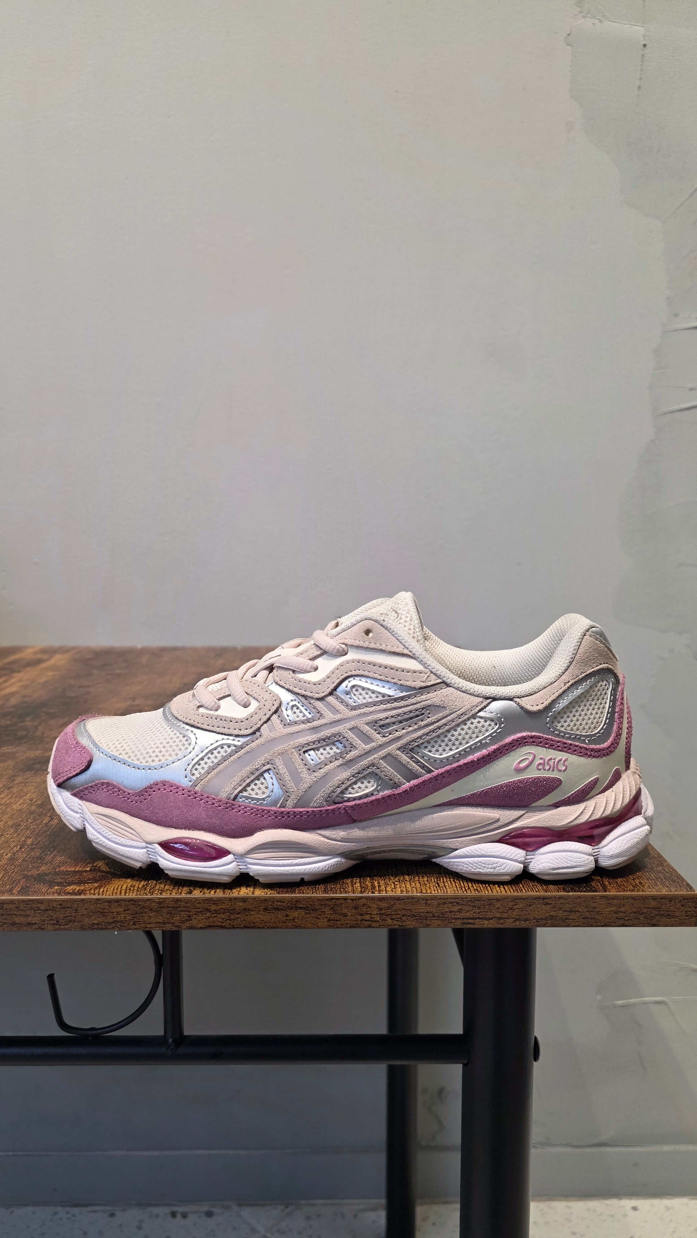 Asics Gel-NYC "Cream Mineral Beige Pink" (Pre-Owned)