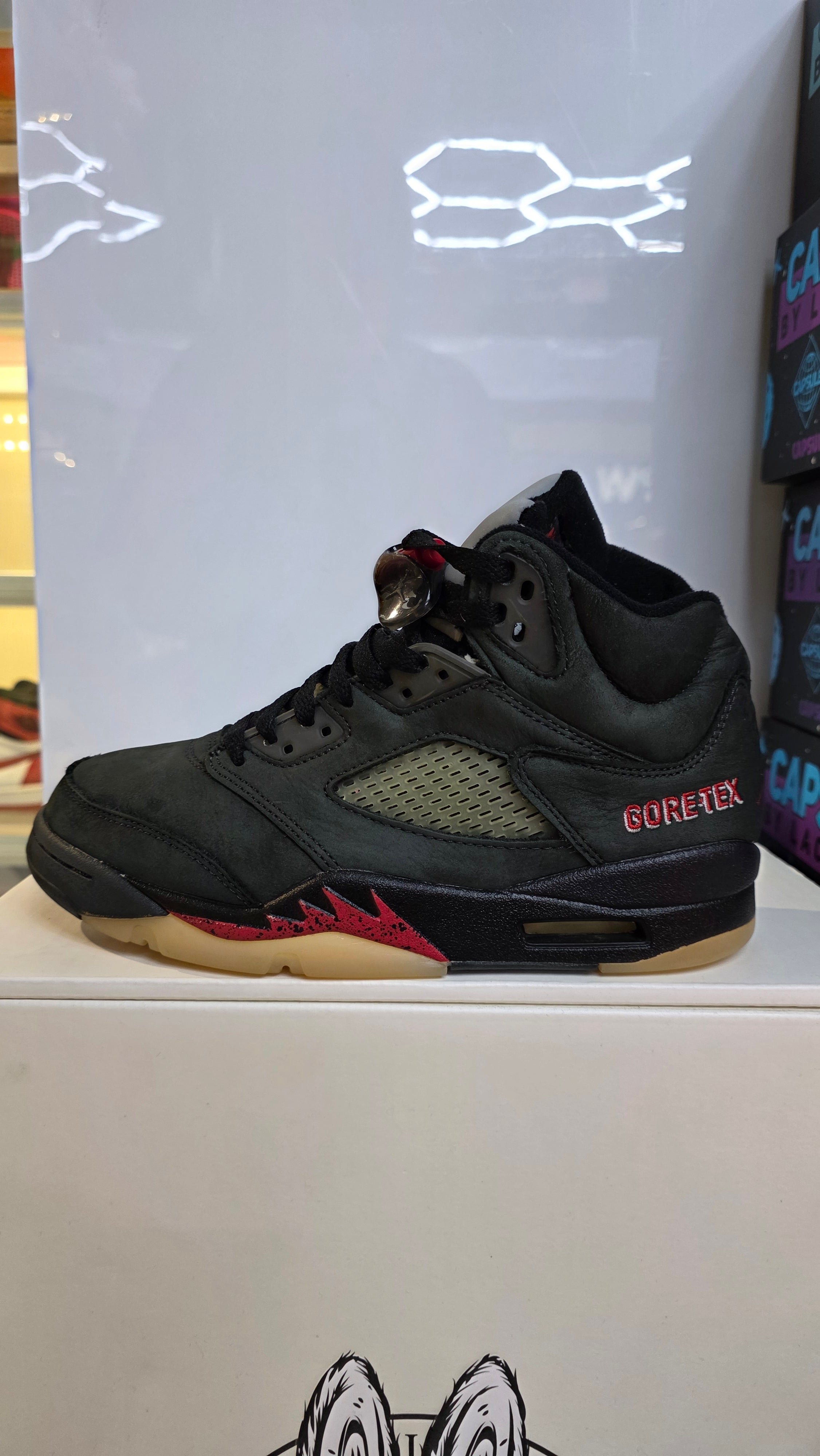Air Jordan 5 Gor-Tex "Off Noir"(Pre-Owned)