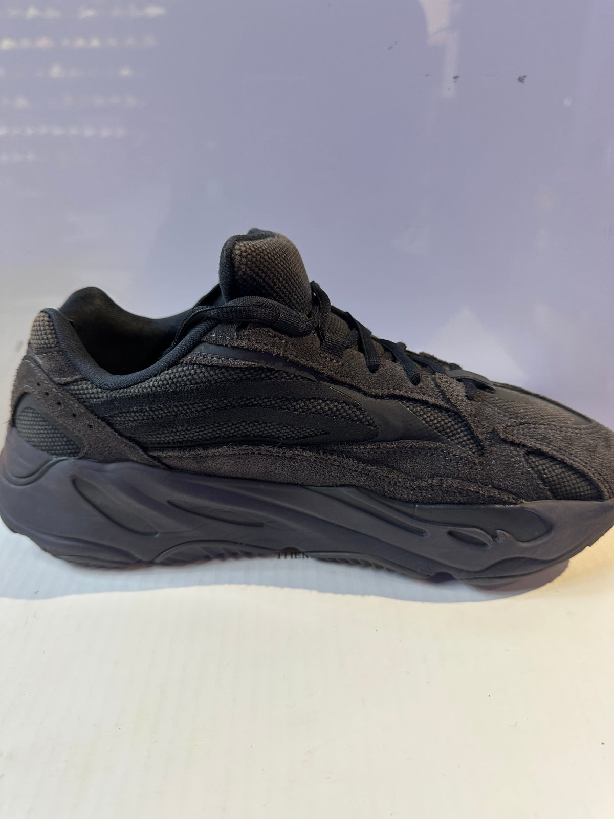 adidas Yeezy Boost 700 V2 Vanta