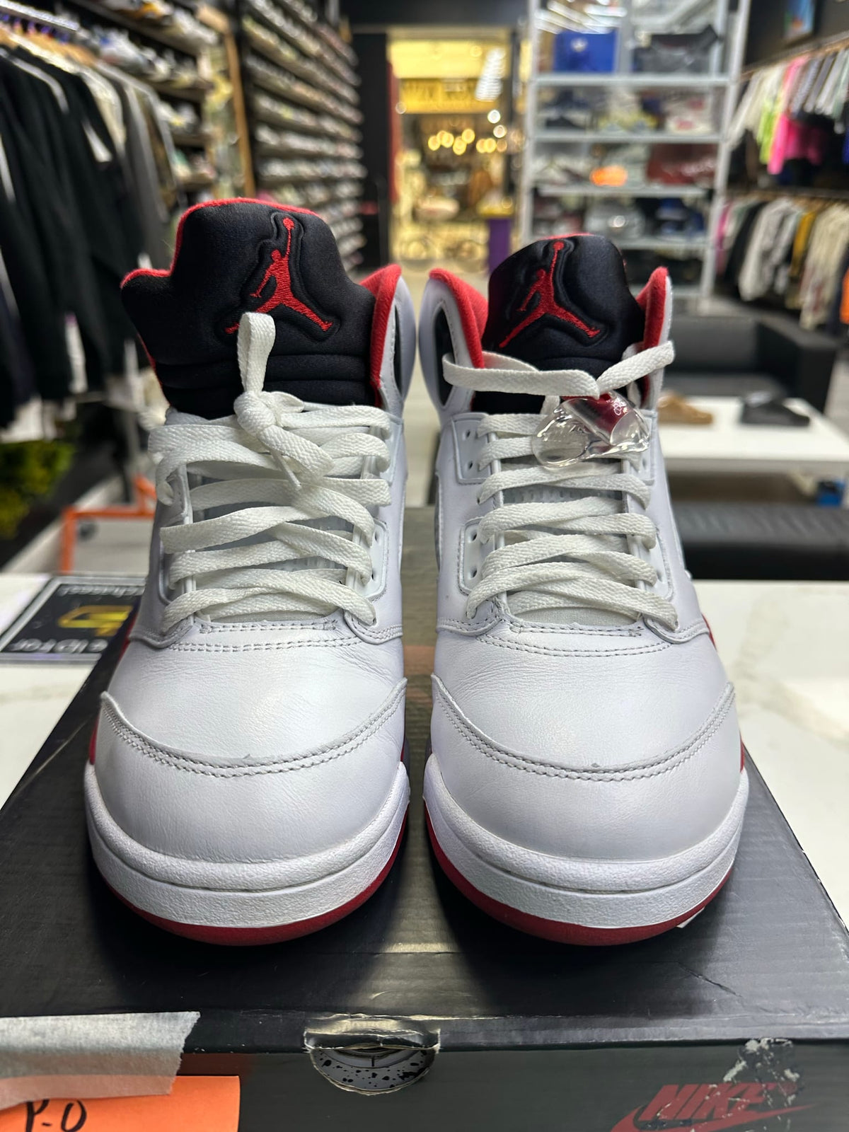 Jordan 5 Retro Fire Red Black Tongue (2025)