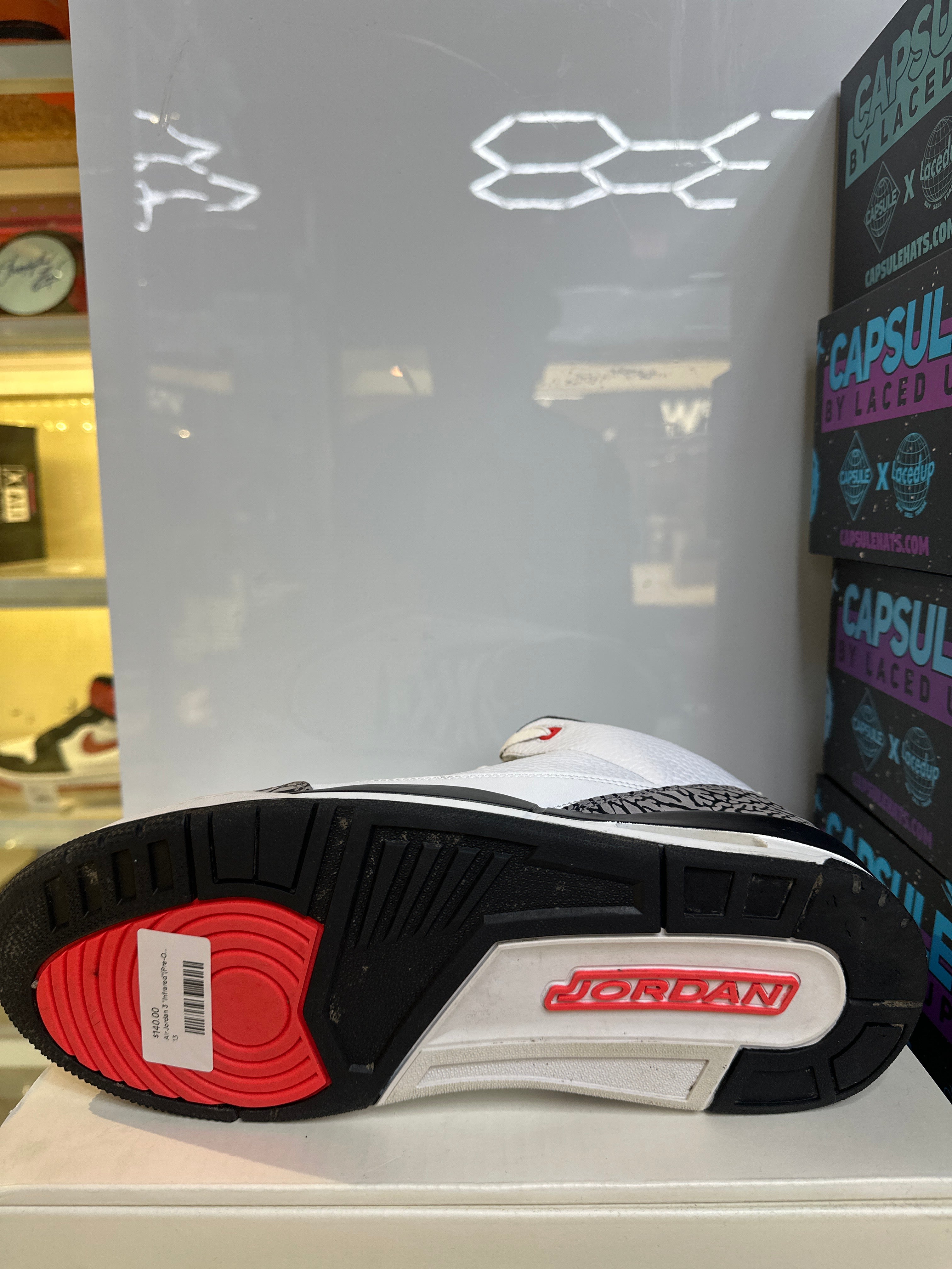 Air Jordan 3 "Infrared"(Pre-Owned)