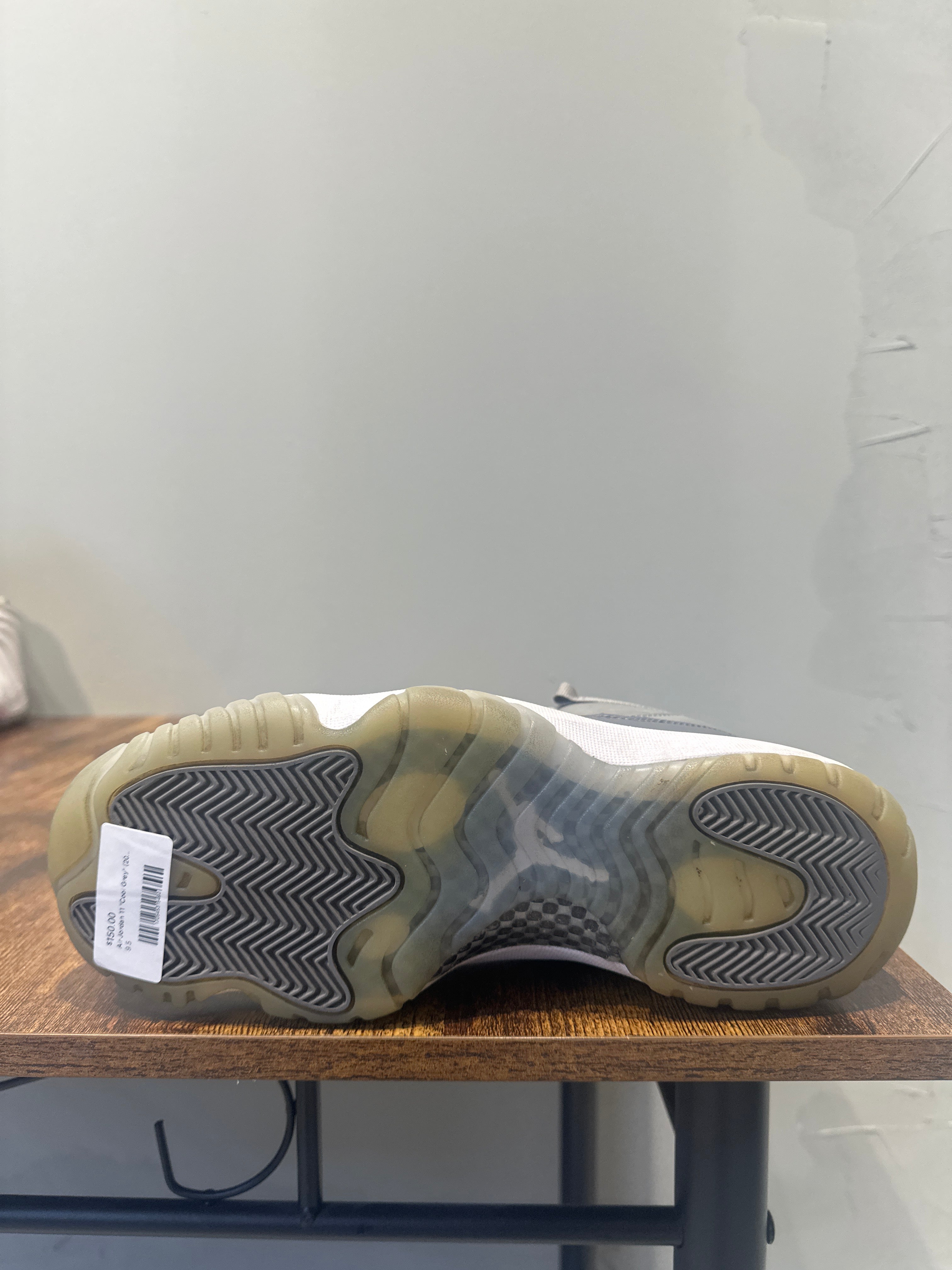 Air Jordan 11 "Cool Grey" (2021) (Pre-Owned)