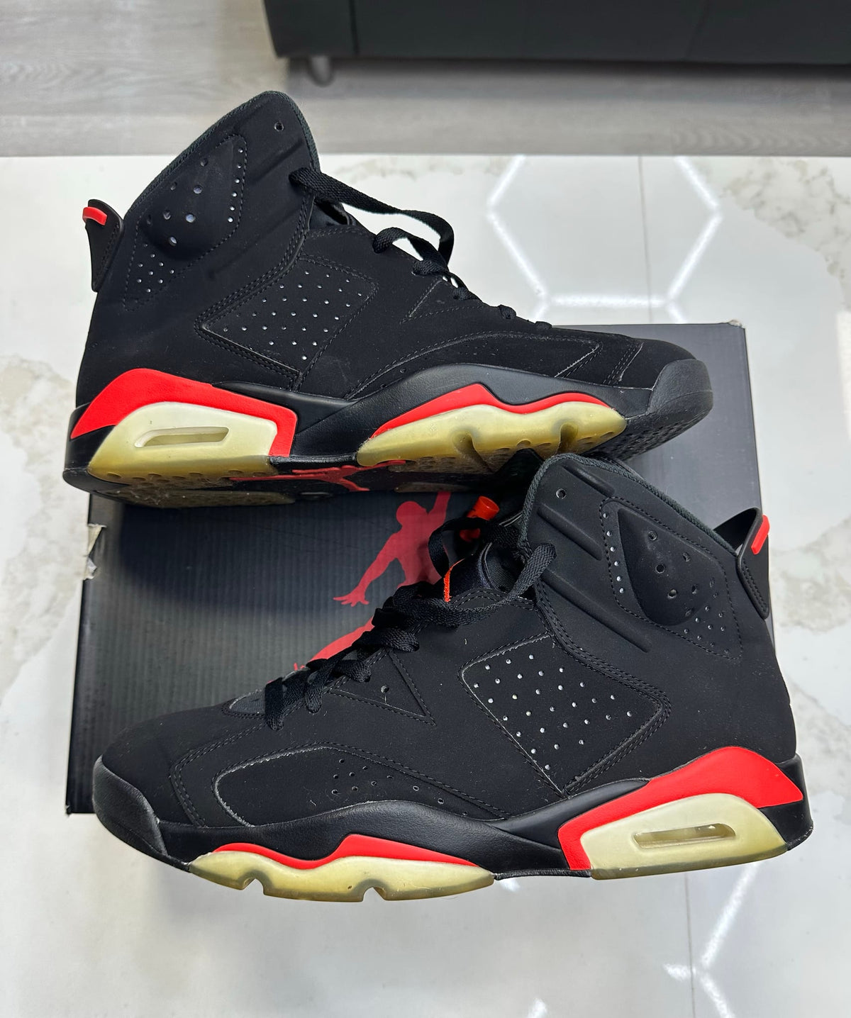 Jordan 6 Retro Black Infrared (2019)