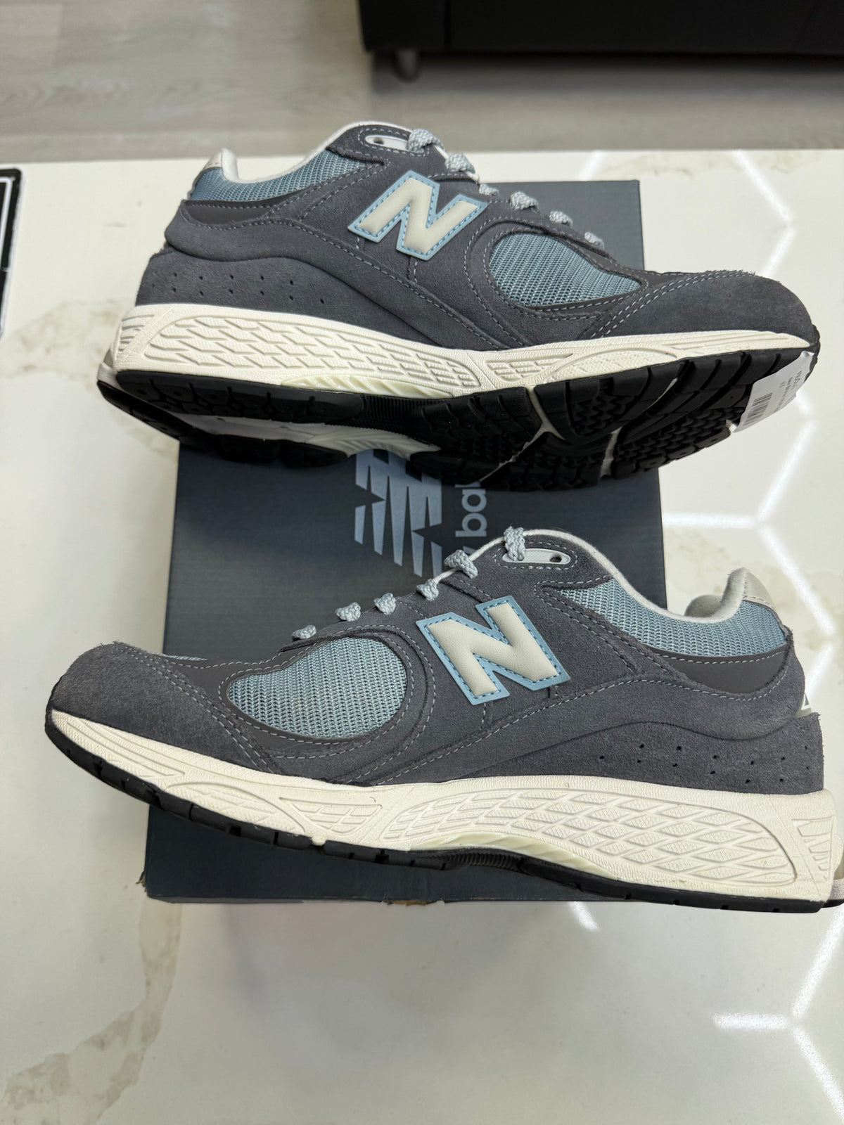 New Balance 2002R Magnent Lead