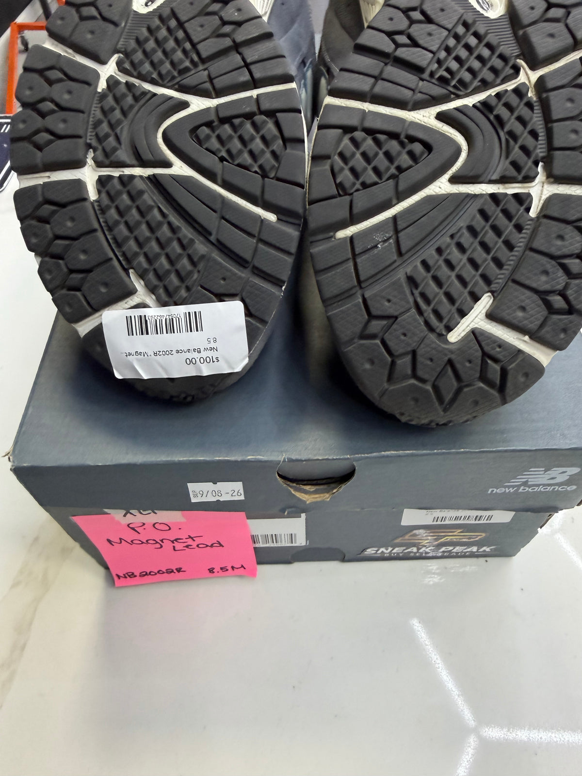 New Balance 2002R Magnent Lead