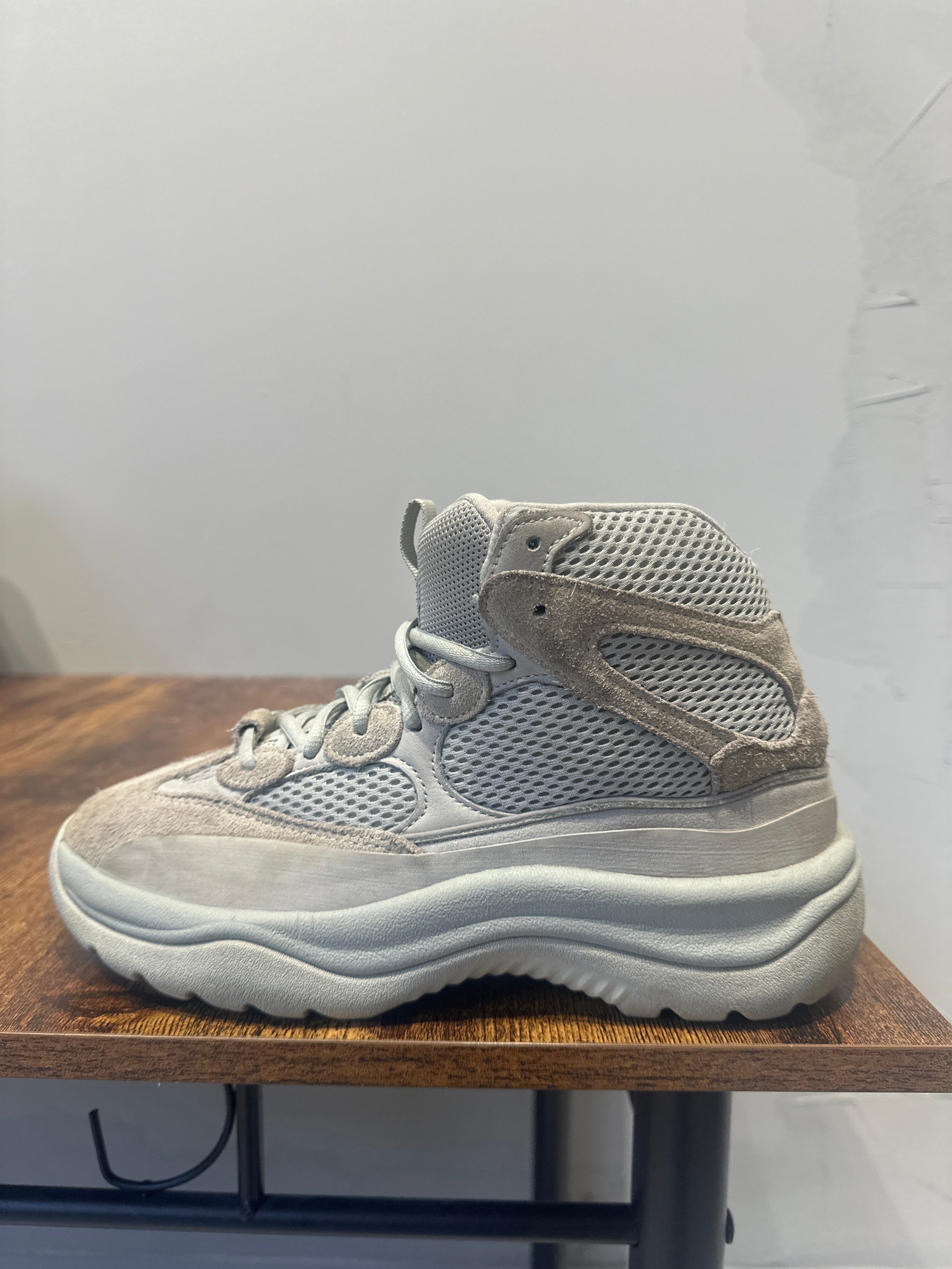 Adidas Yeezy Desert Boot "Salt" (Pre-Owned)